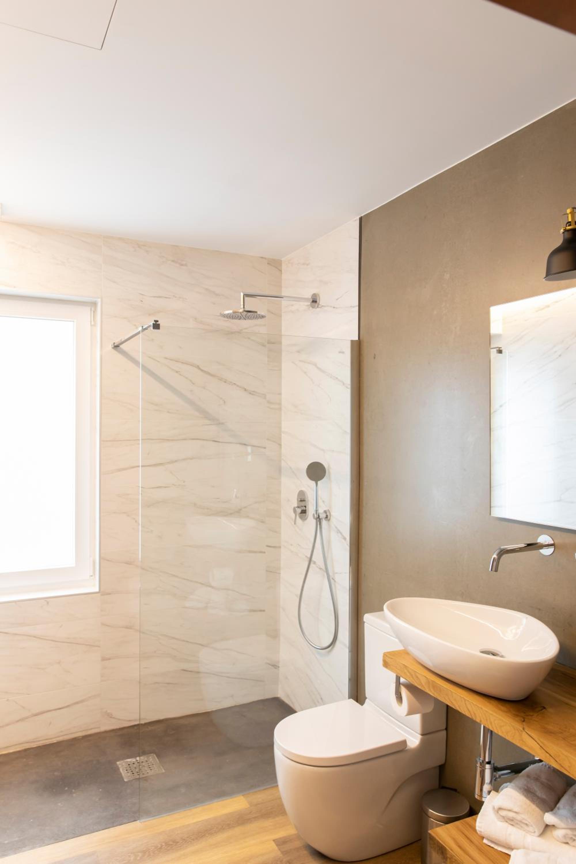 Two-Bedroom Apartment - Photo 9