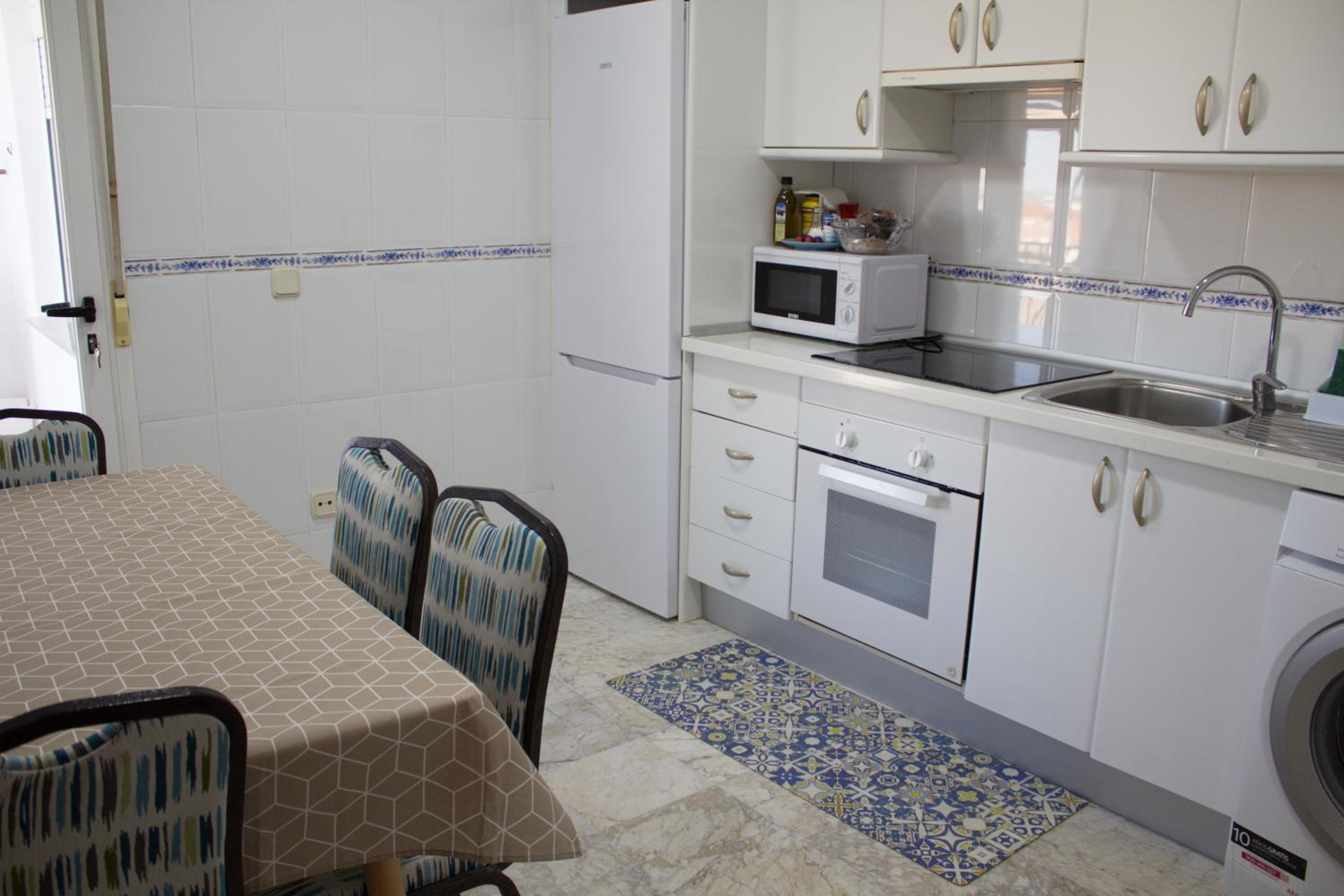 Apartment photo 3