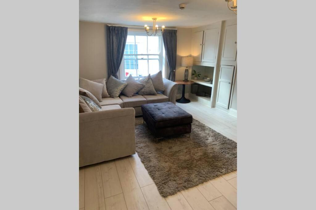 One-Bedroom Apartment - Photo 22