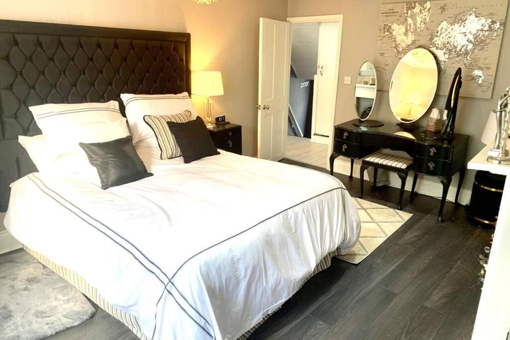 One-Bedroom Apartment - Photo 20