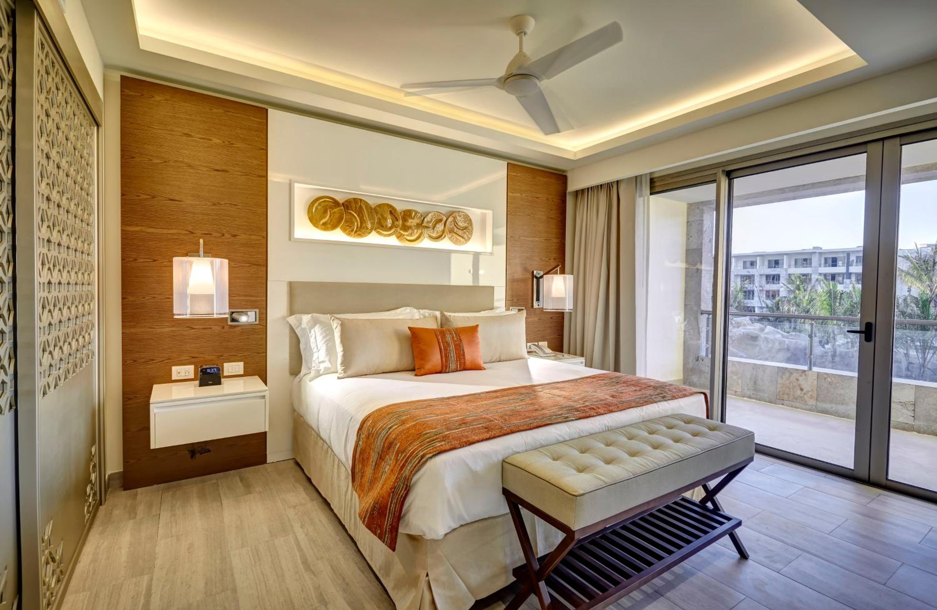 Luxury Family Suite Ocean View Diamond Club