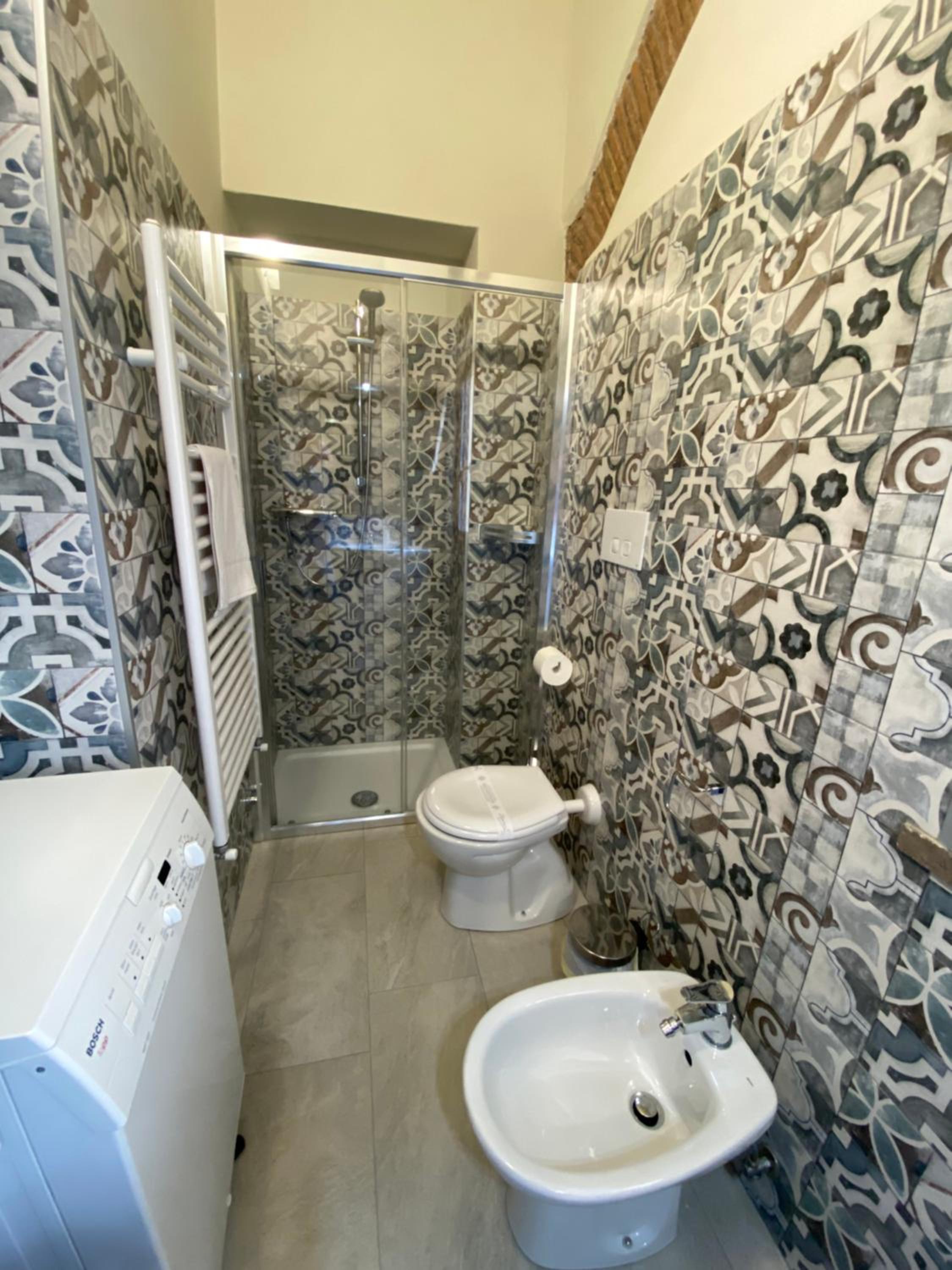 Two-Bedroom Apartment - Photo 8