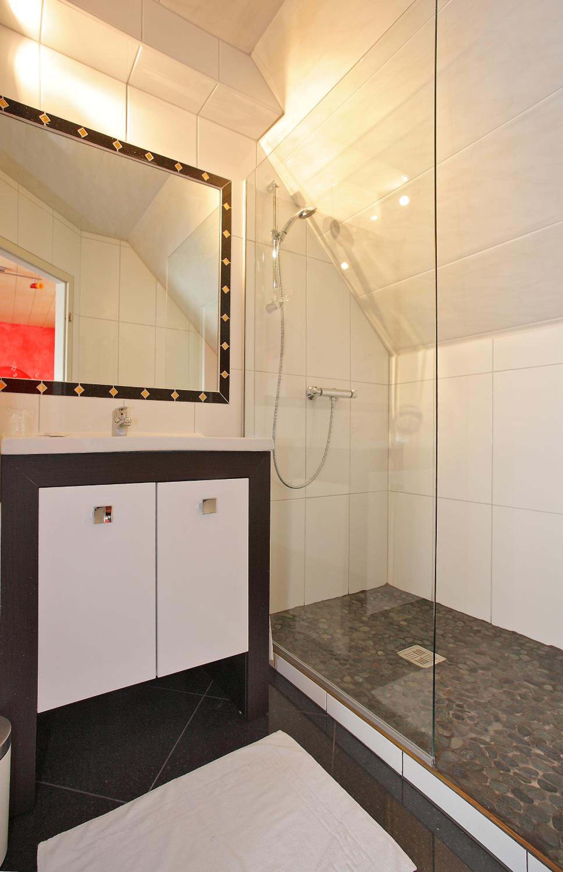 Comfort Double Room - Photo 7