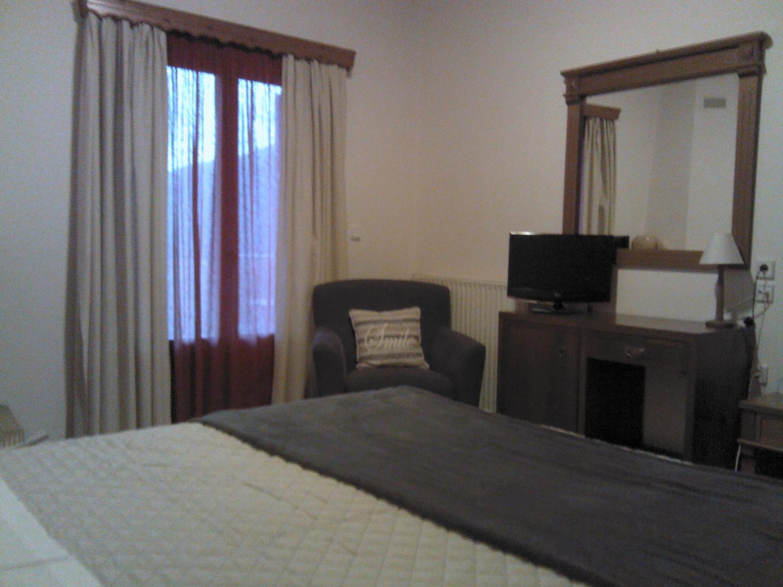 Double Room - Photo 4