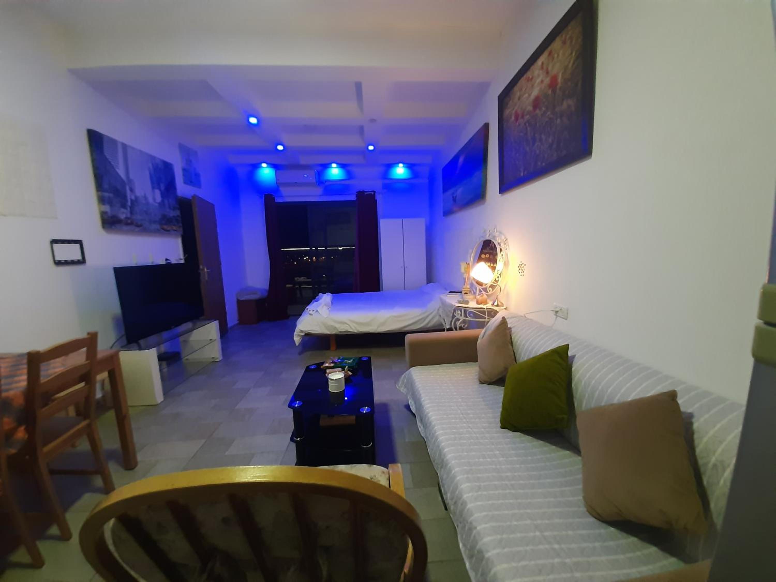 One-Bedroom Apartment - Photo 64