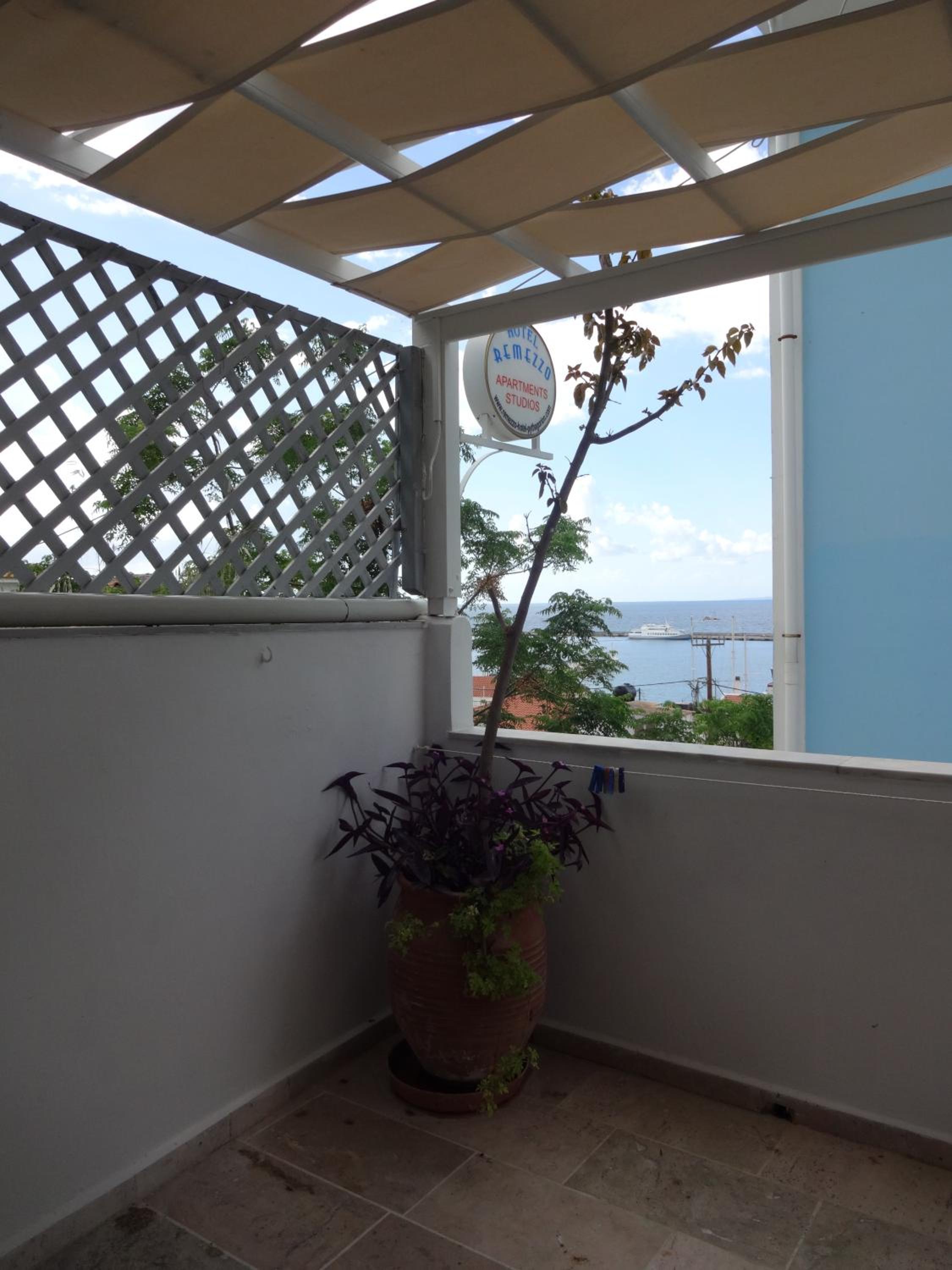 Twin Room with Terrace and Partial Sea View photo 2