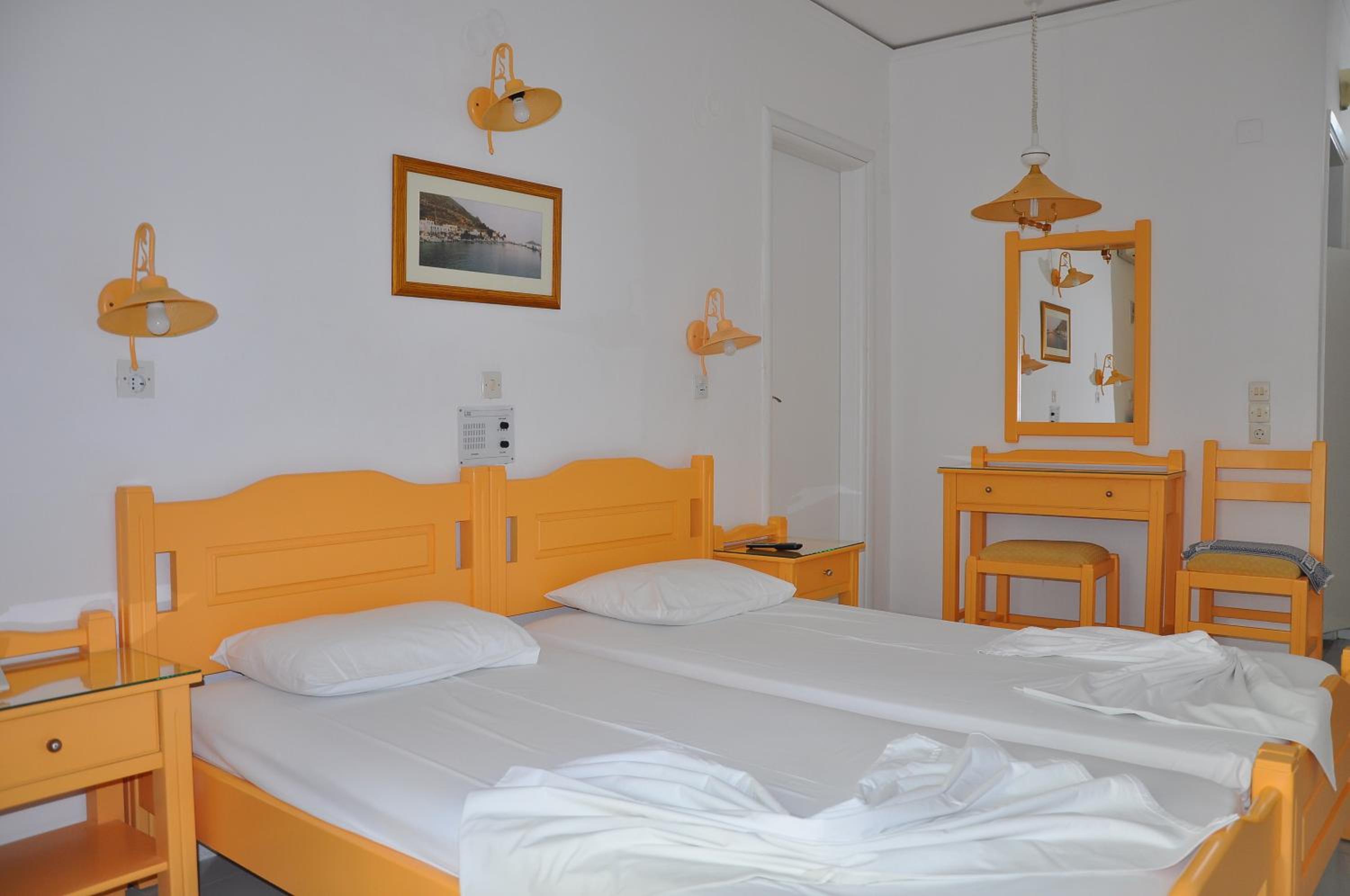 One-Bedroom Apartment with Terrace photo 3