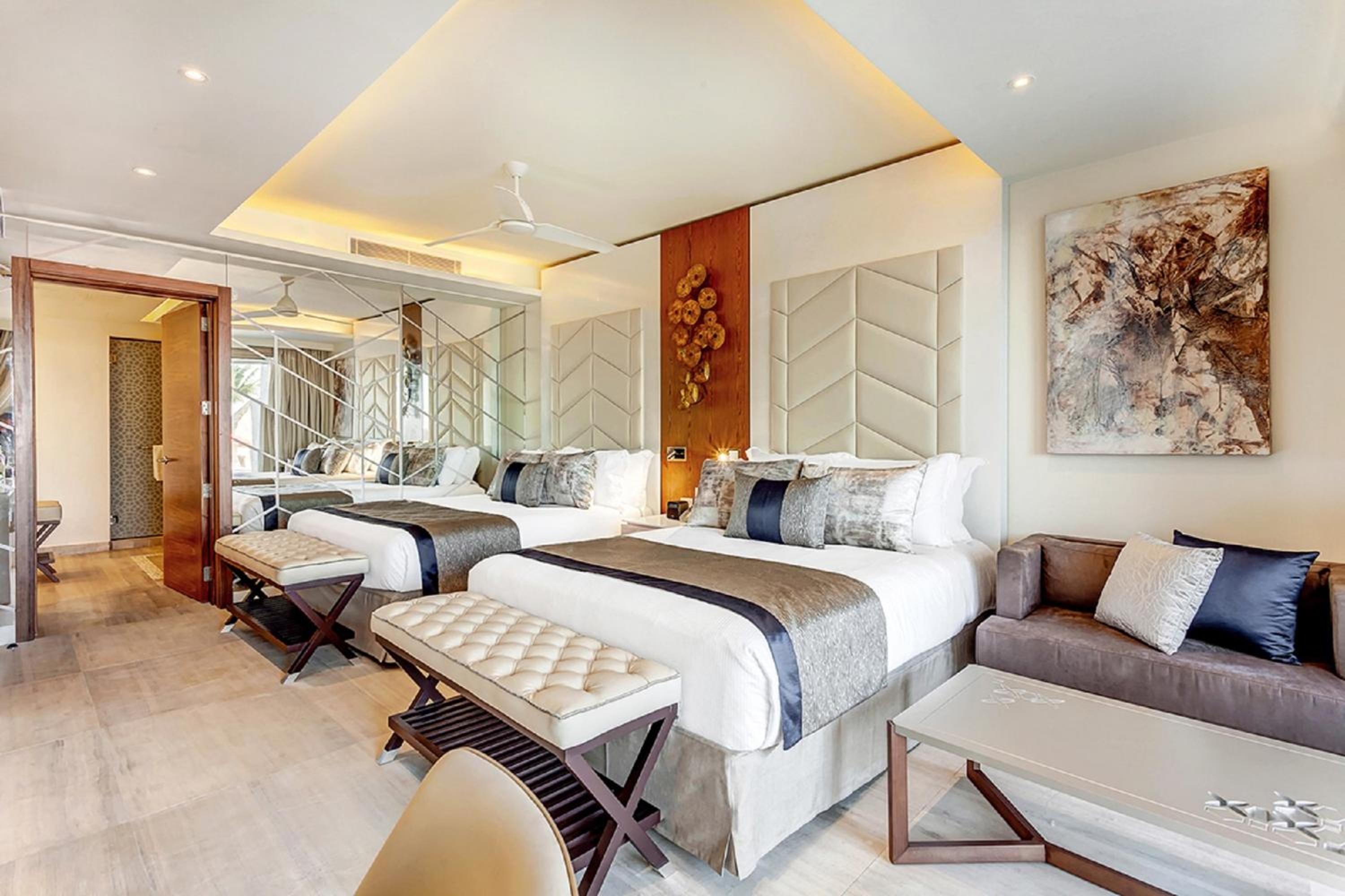 Luxury Chairman Two Bedroom Suite Ocean Front Diamond Club