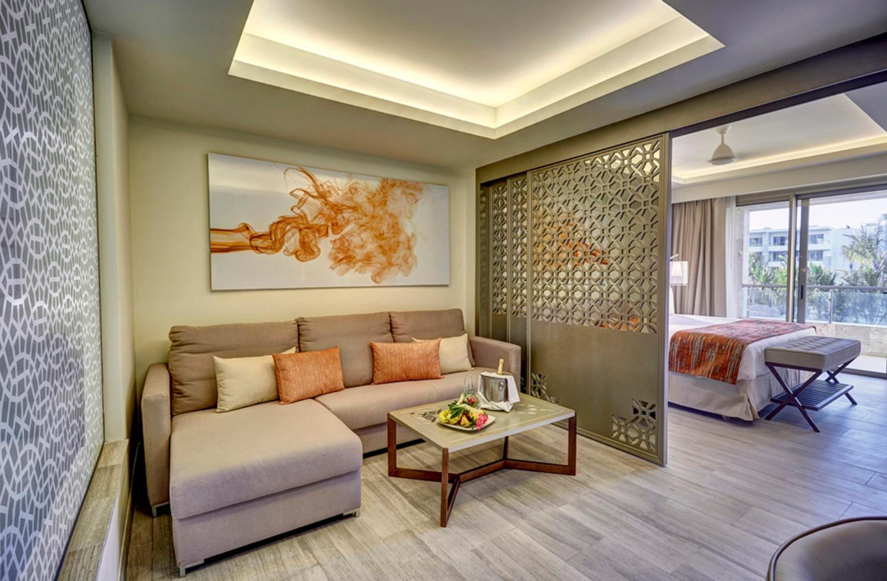 Luxury Family Suite thumbnail 5