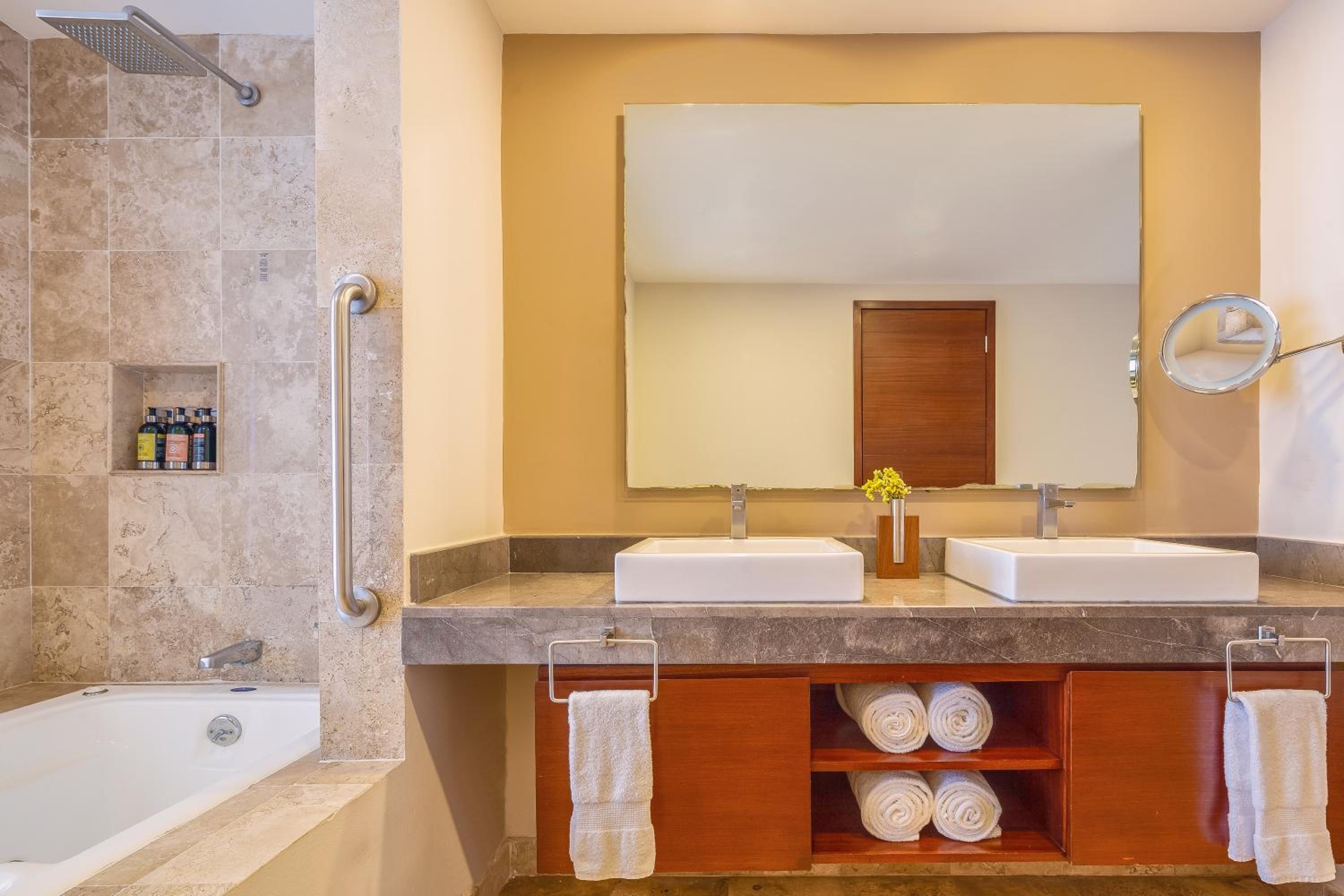 Master Suite - Photo 2