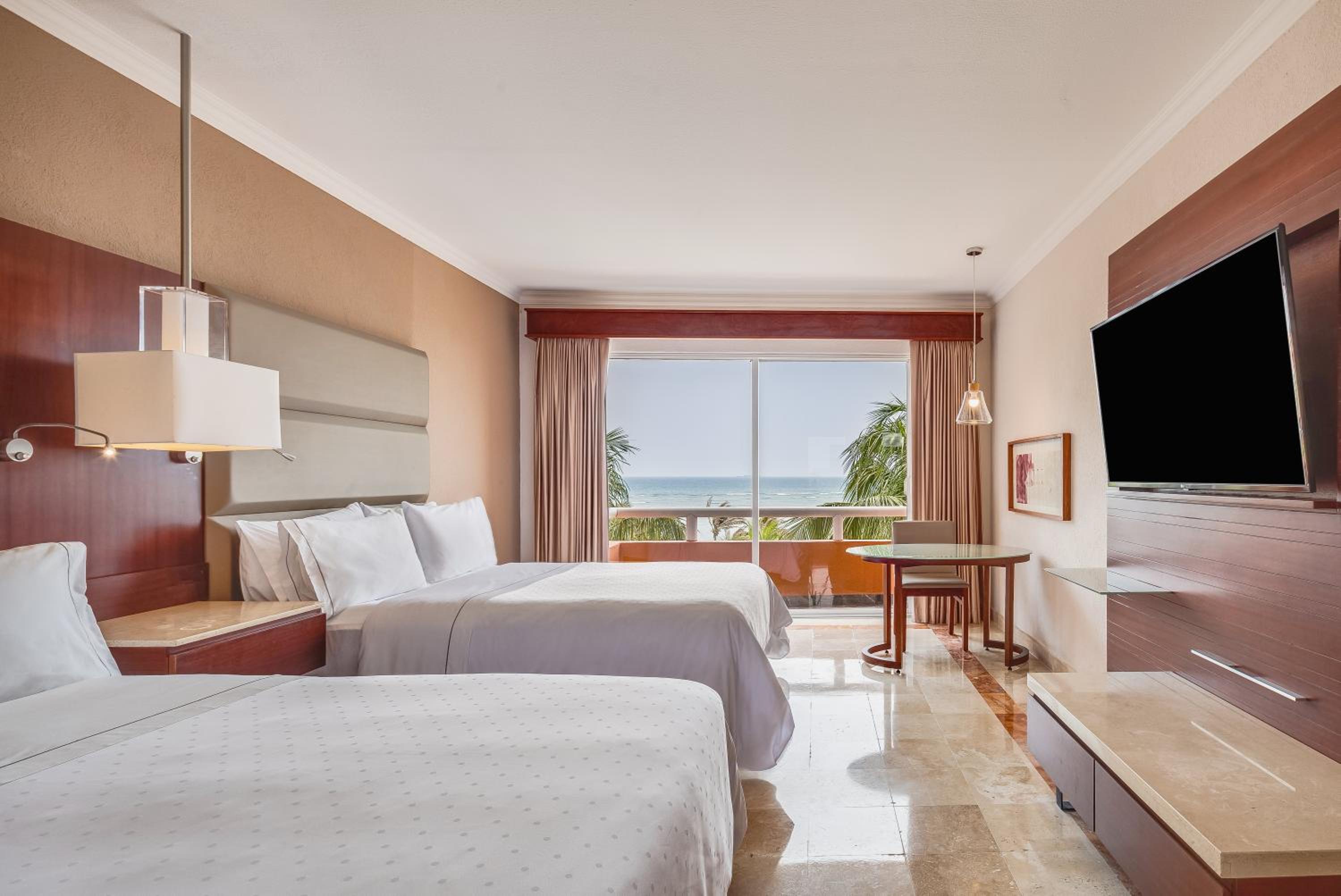 Deluxe Ocean View, 2 double (LDO) - Photo 1