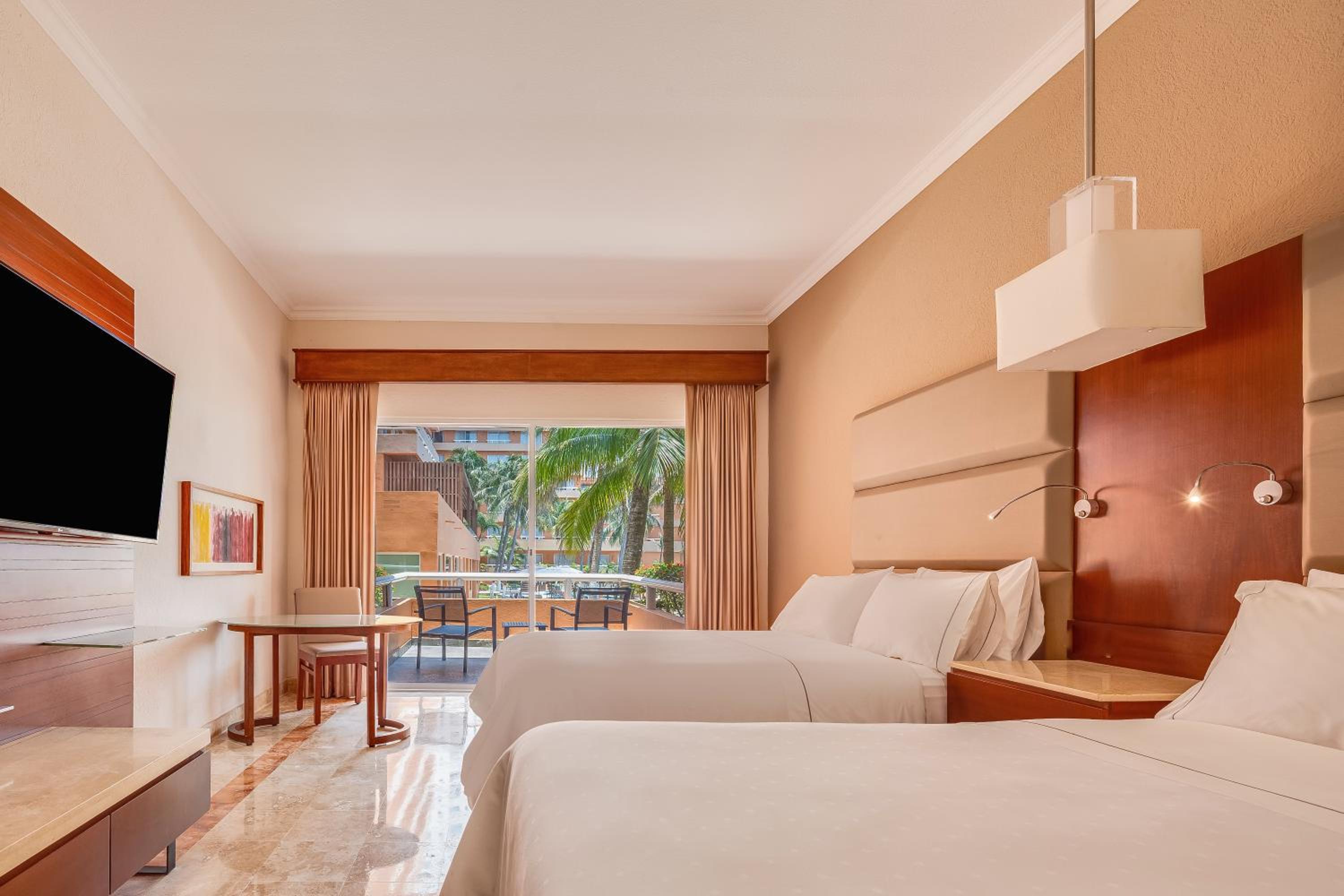 Deluxe Double Room - Photo 1