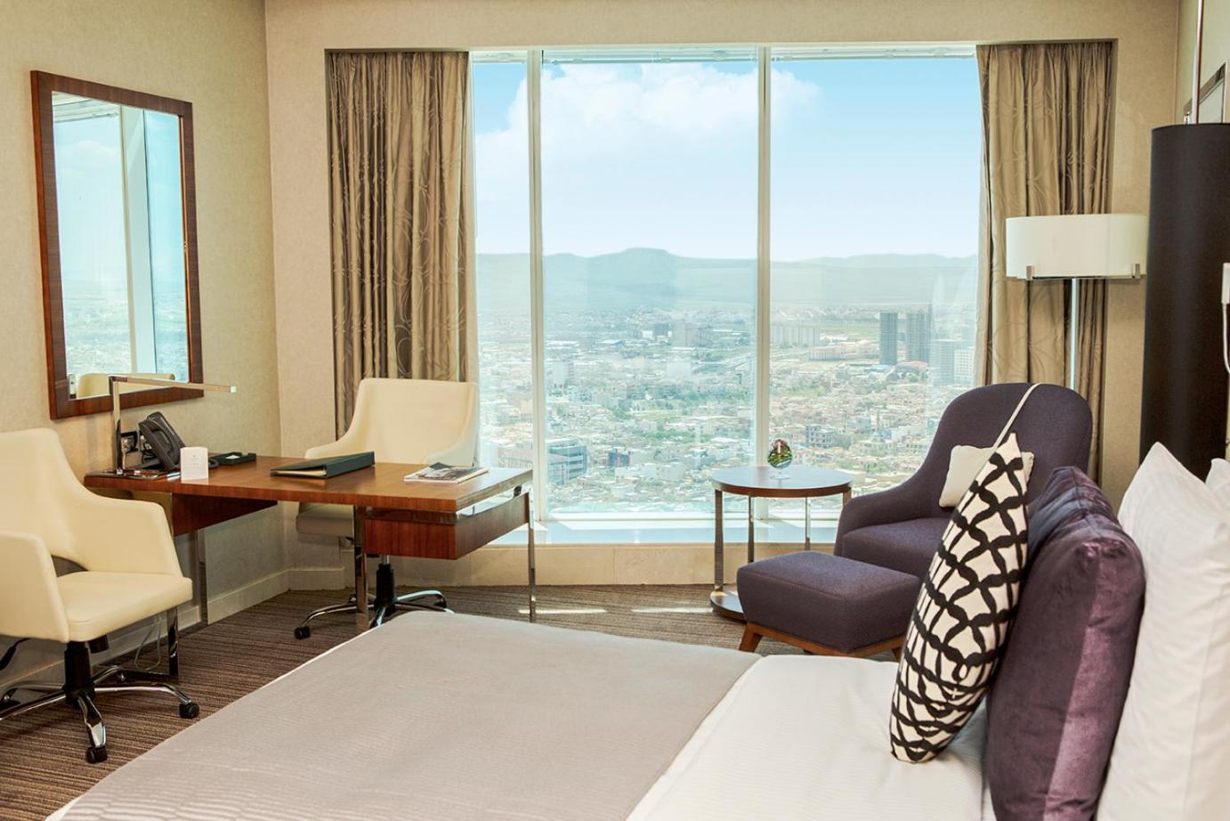 Superior King Room - Photo 4
