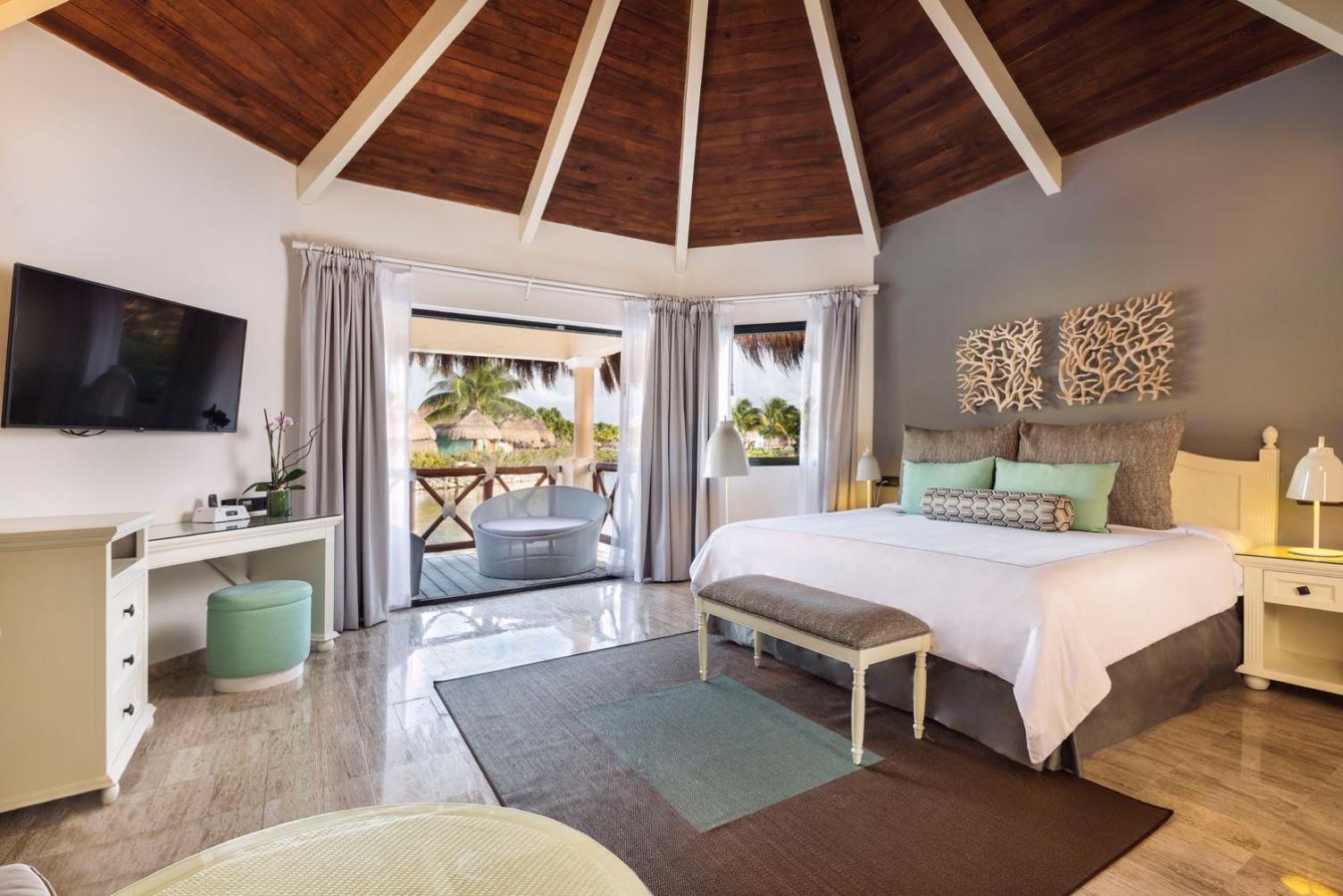 Romance Bungalow by the lake Adults Only - Photo 1