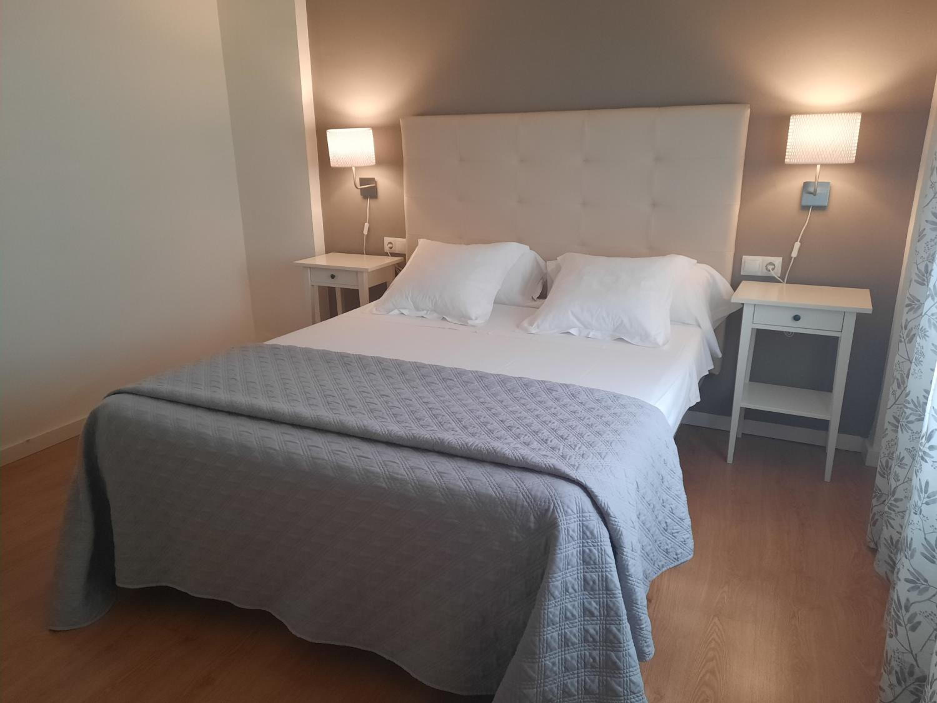 Two-Bedroom Apartment - Photo 24
