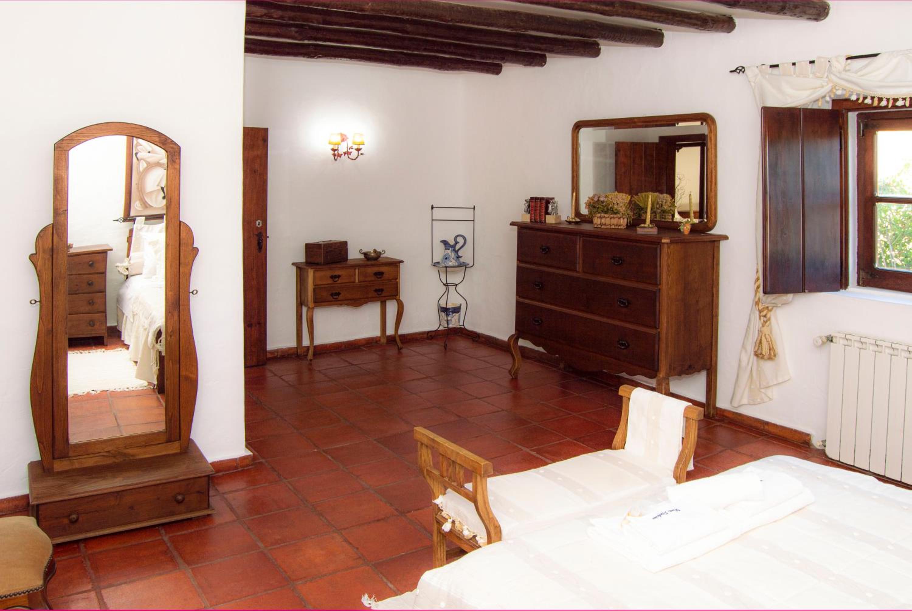Three-Bedroom Villa photo 2