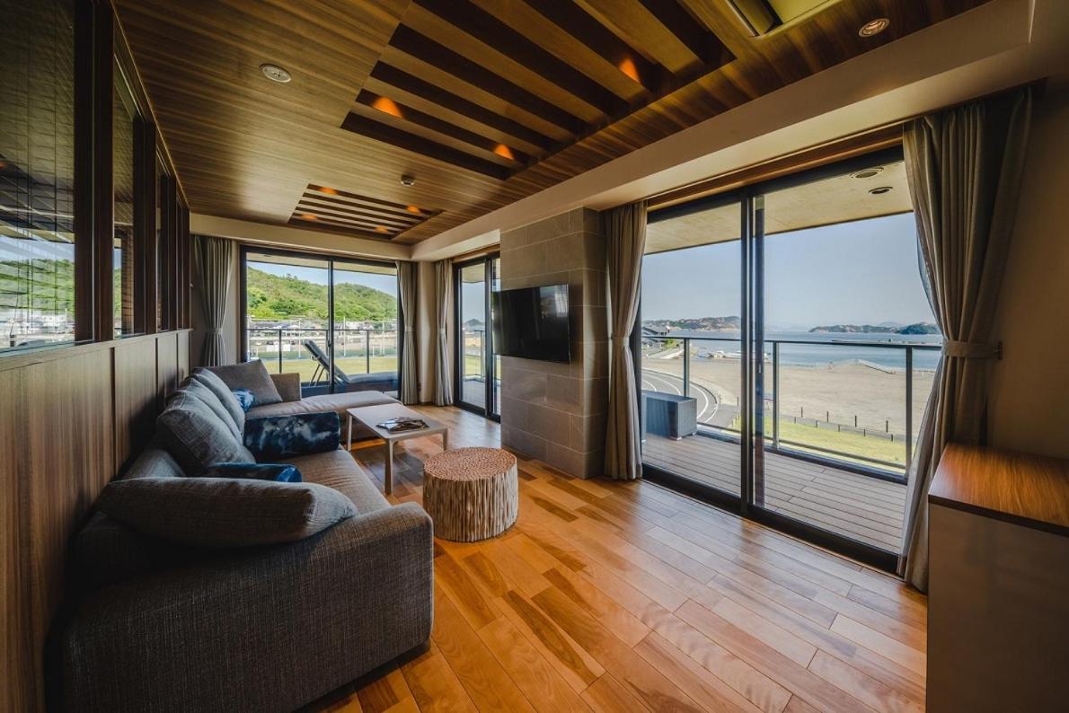 Junior Suite with Ocean View - Photo 6