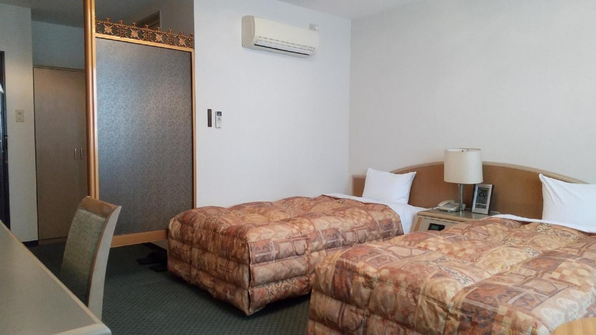 Twin Room photo 2