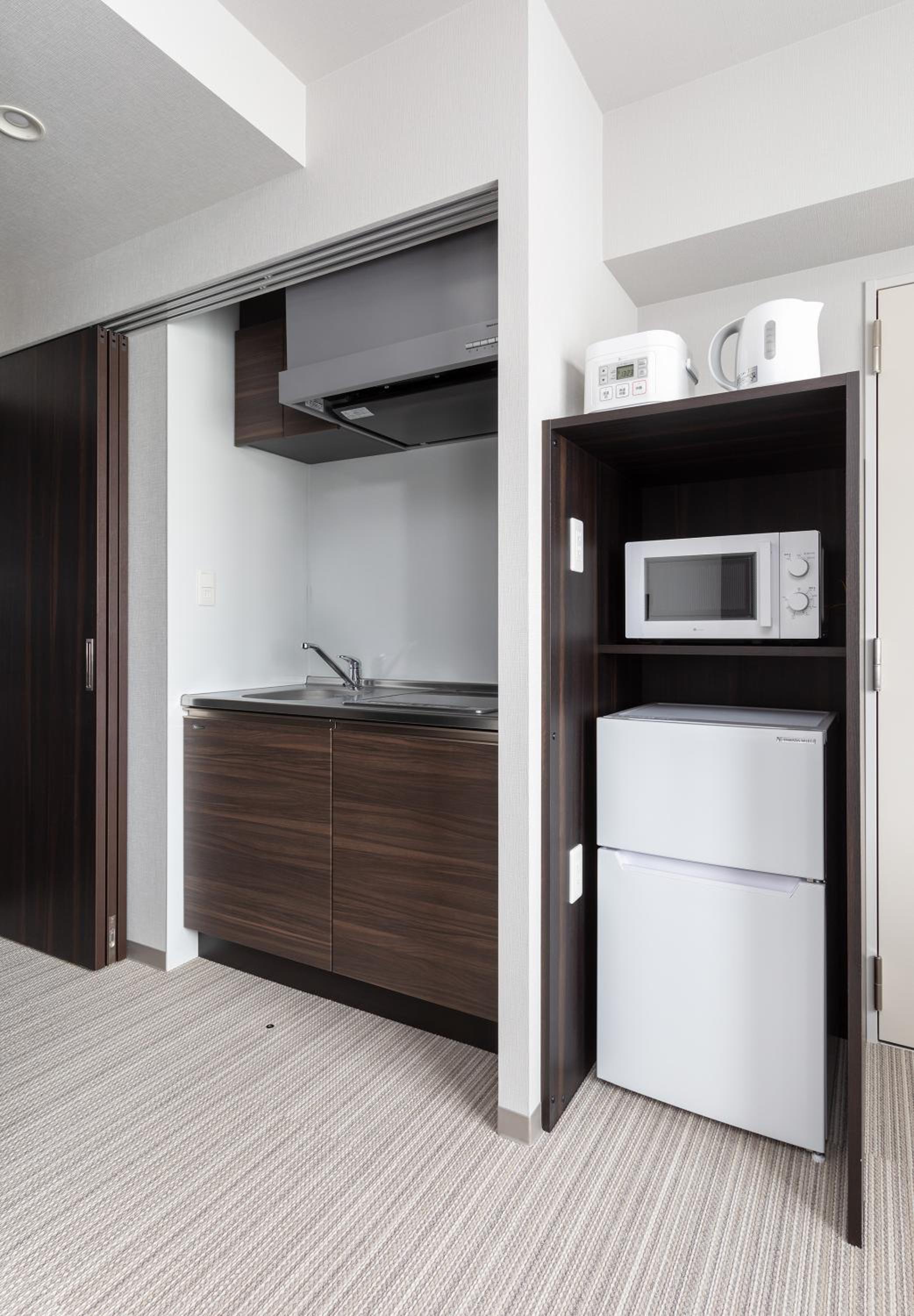 Twin Room with Kitchen - Non-Smoking - Photo 3