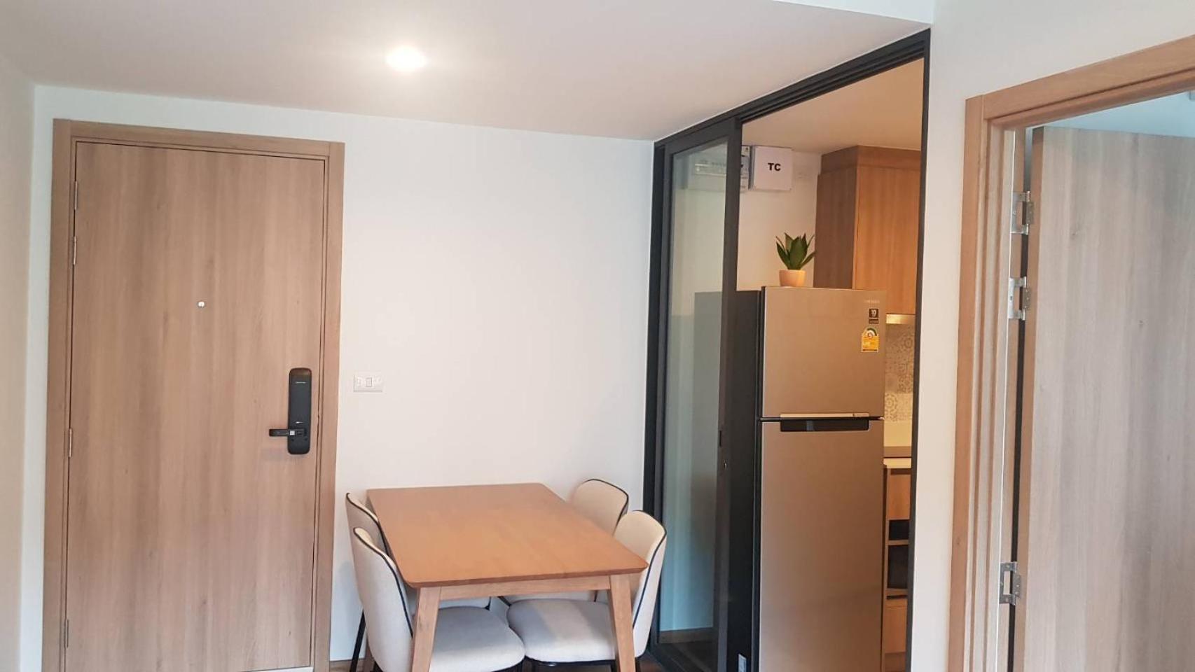 Two-Bedroom Apartment - Photo 9