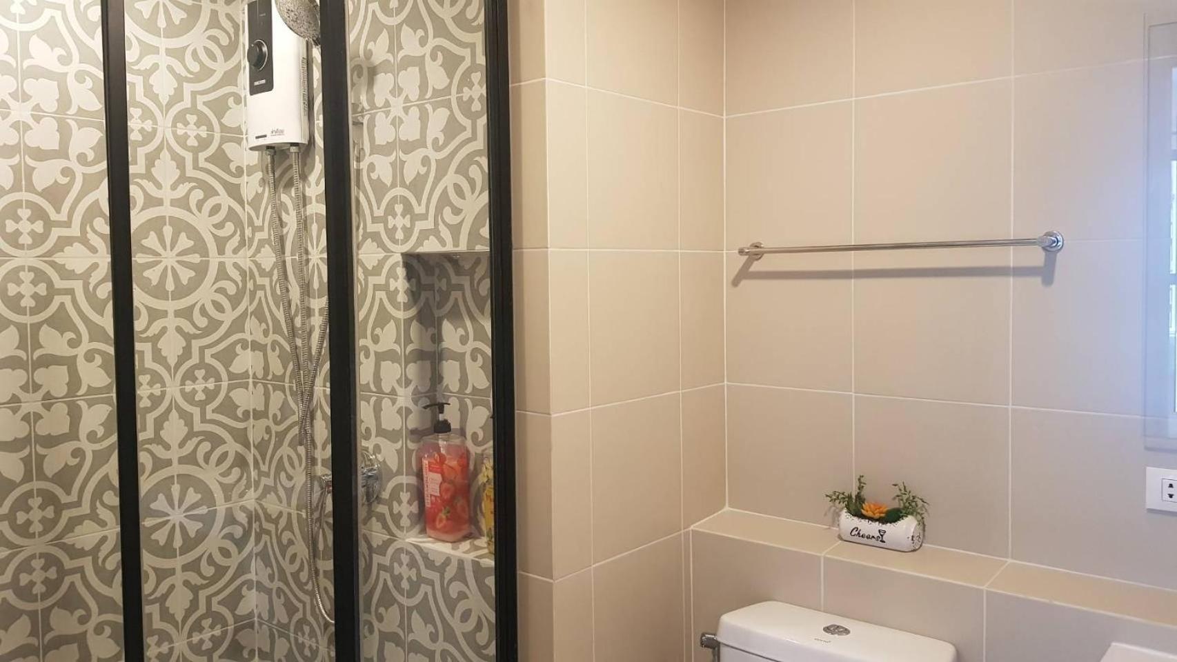 Two-Bedroom Apartment - Photo 7