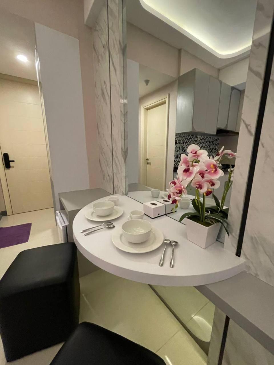 One-Bedroom Apartment - Photo 16