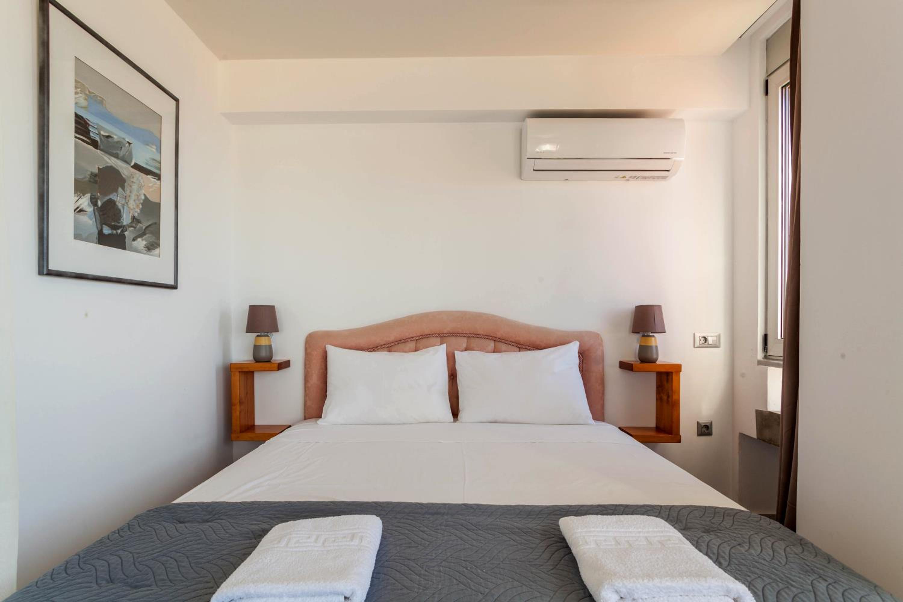 Studio Apartment With Sea View