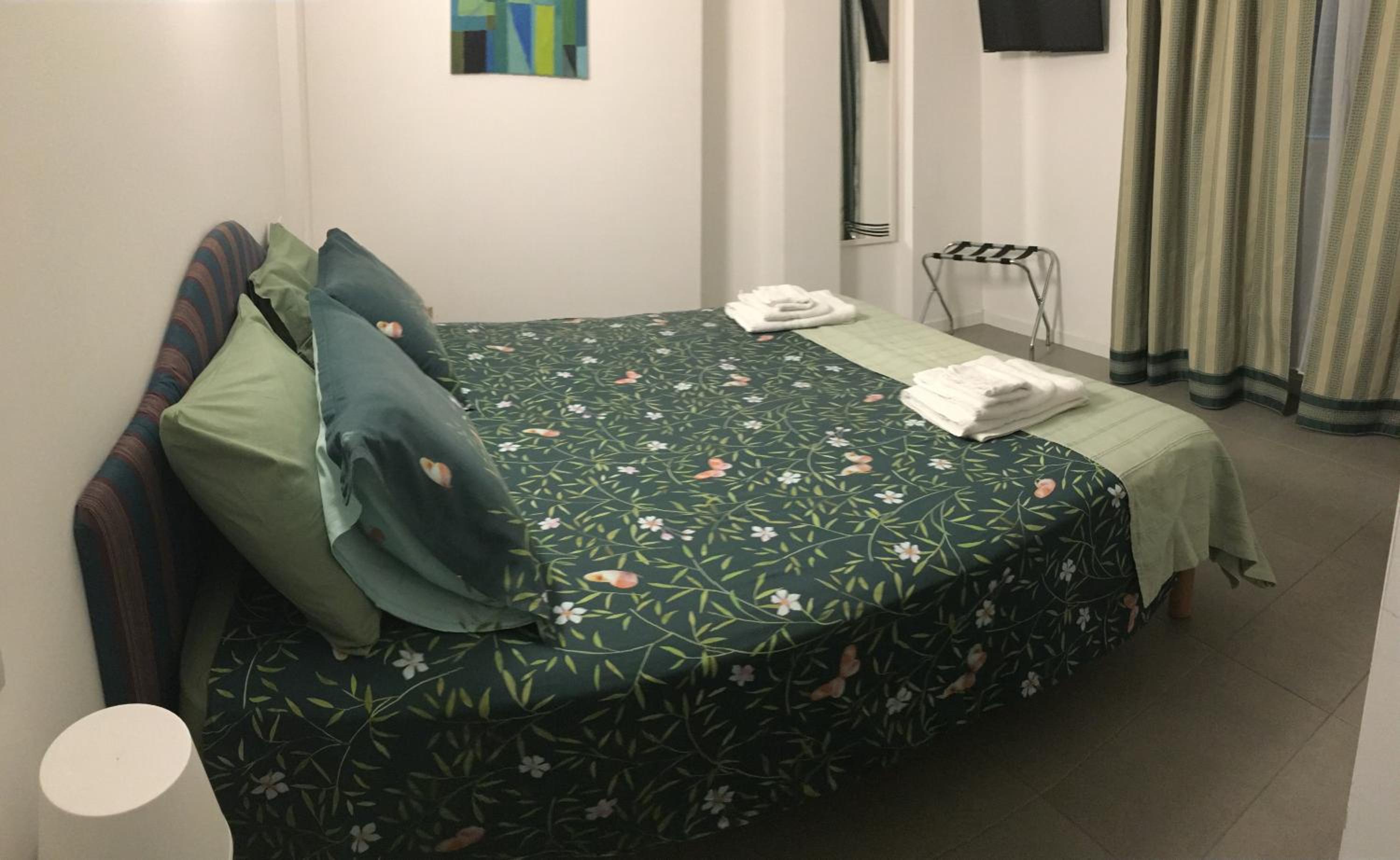 Double Room with Private Bathroom - Photo 1