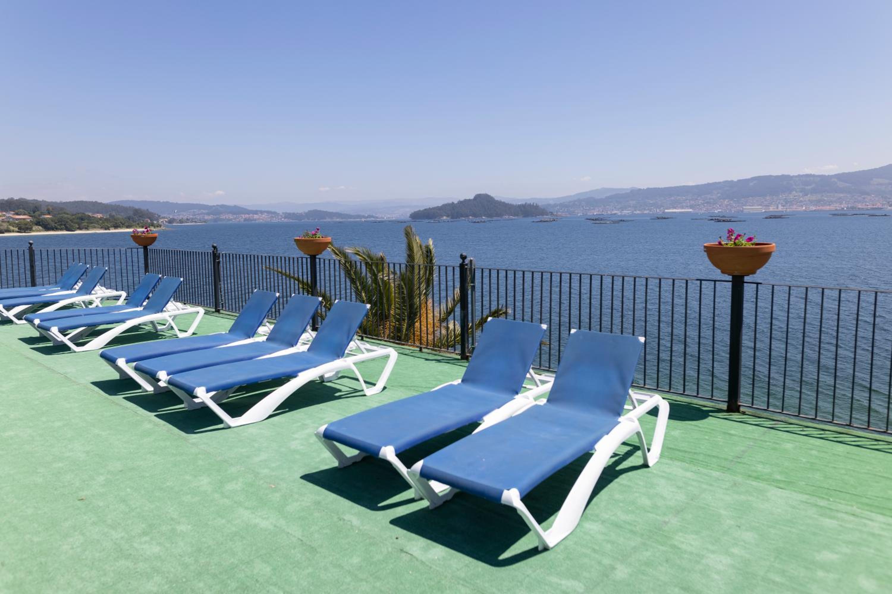 Two-Bedroom Apartment without Sea View (6 Adults) photo 2