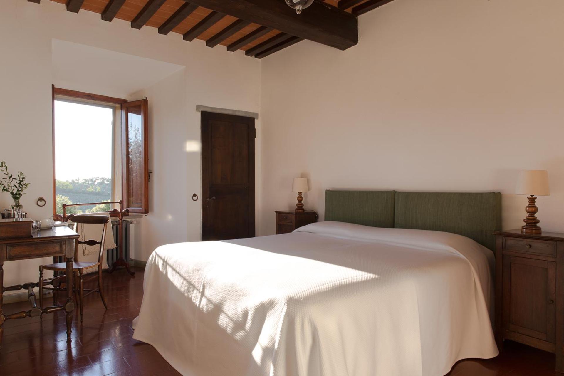 Double Room - Photo 3