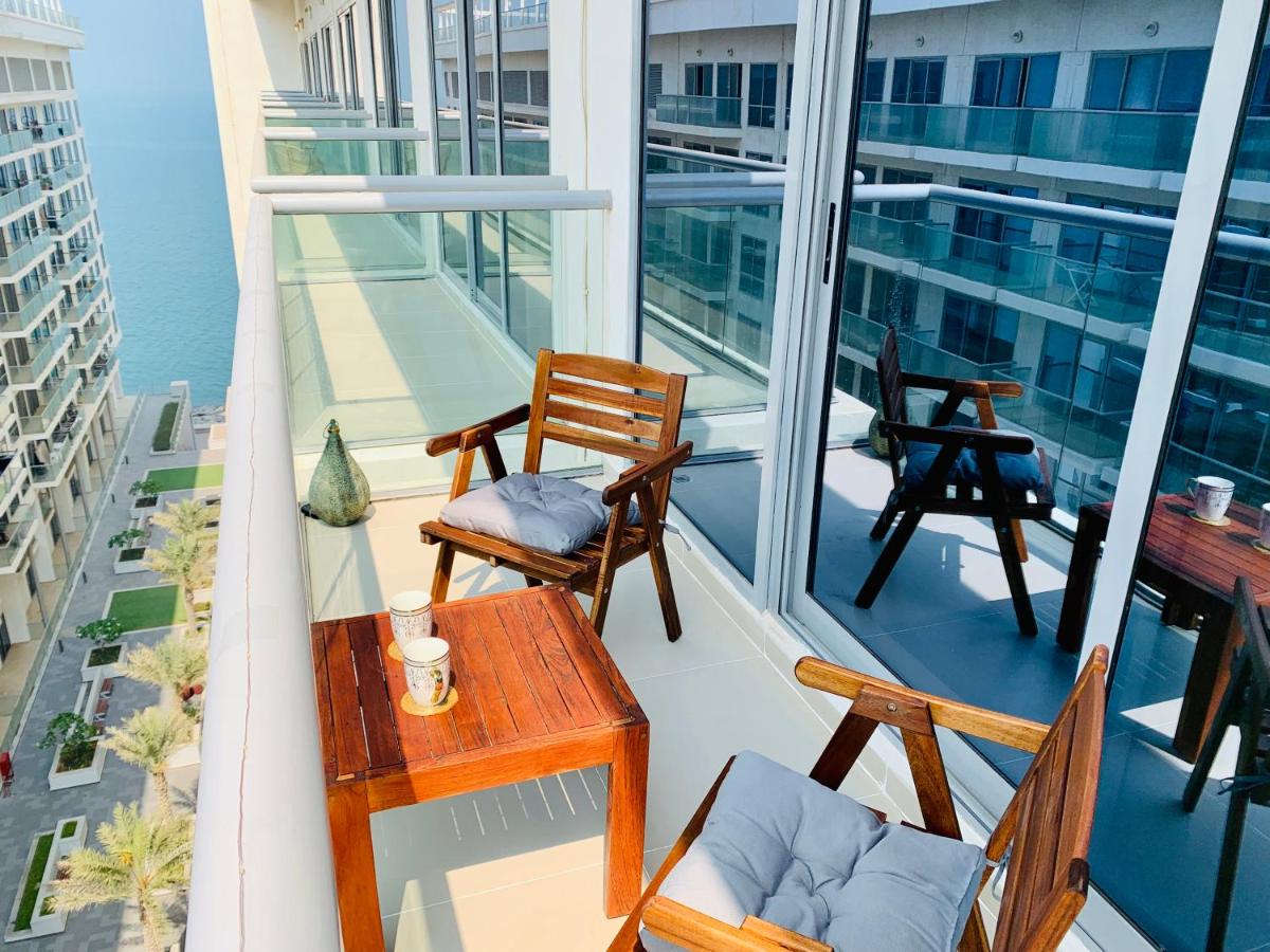 Studio with Balcony photo 1