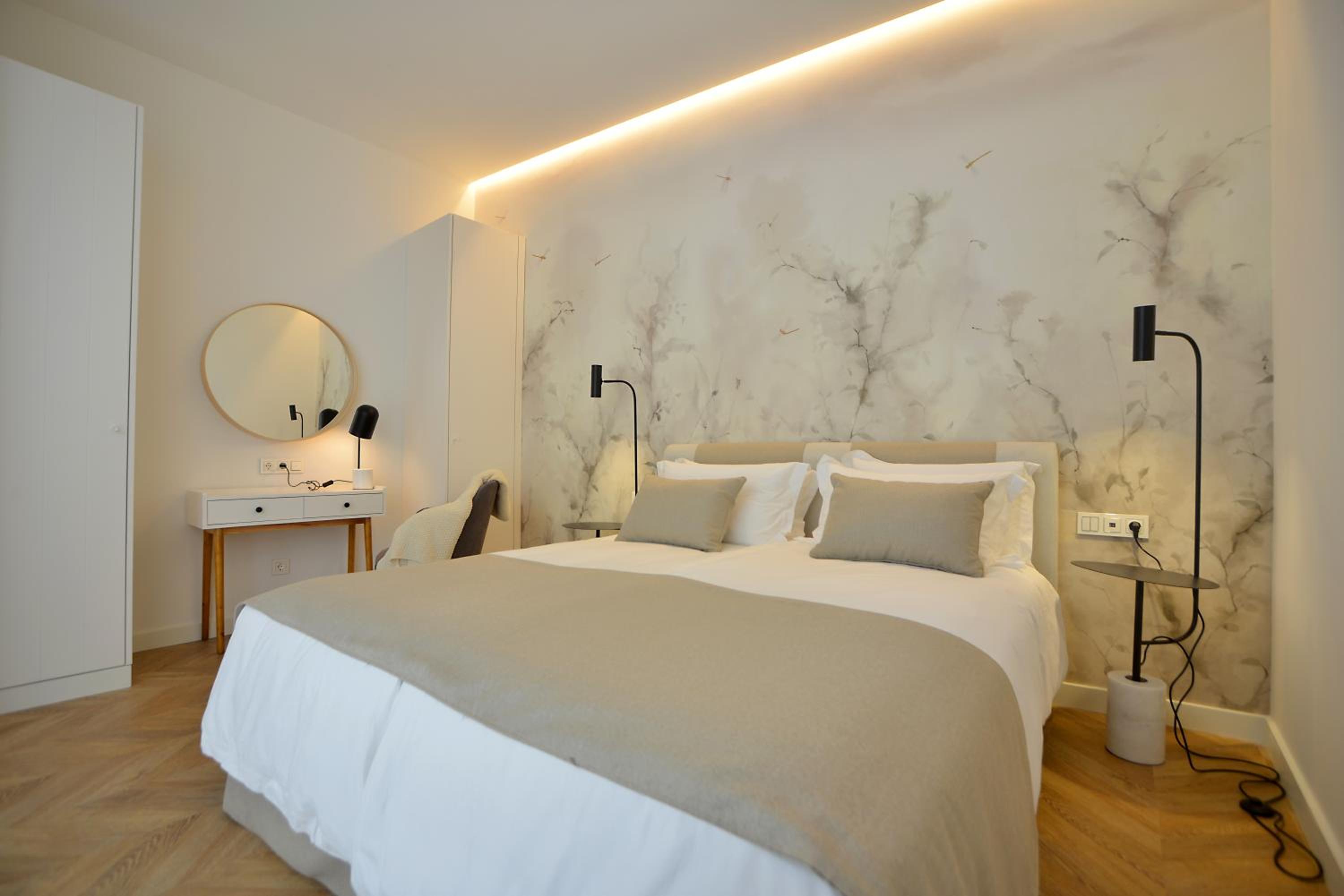 Two-Bedroom Apartment - Photo 10