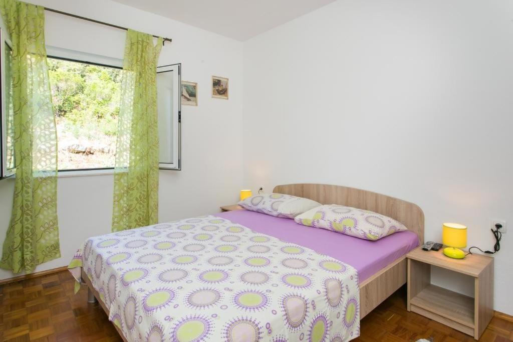 Two-Bedroom Apartment with Balcony and Sea View photo 1