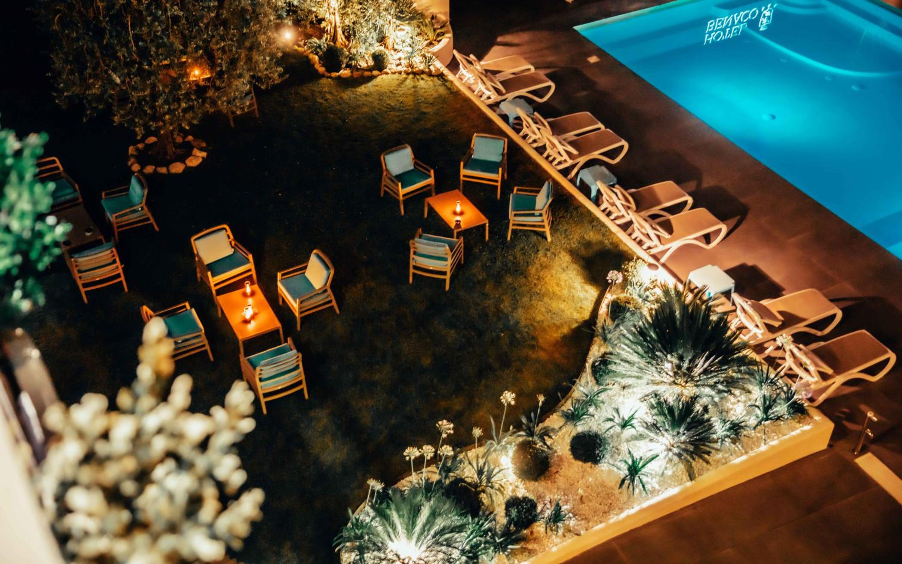 Family Room with Balcony photo 3