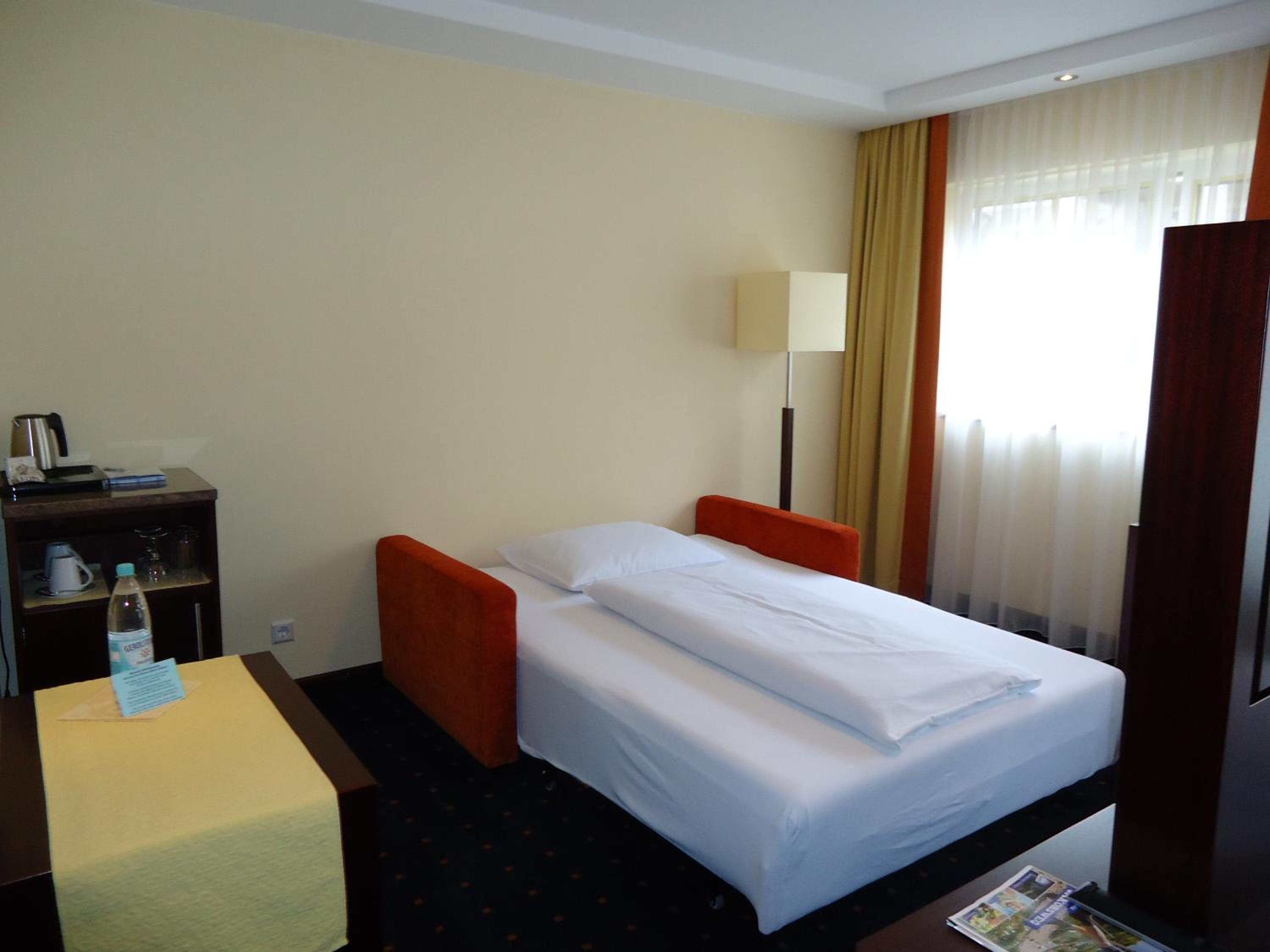 Double Room - Photo 3