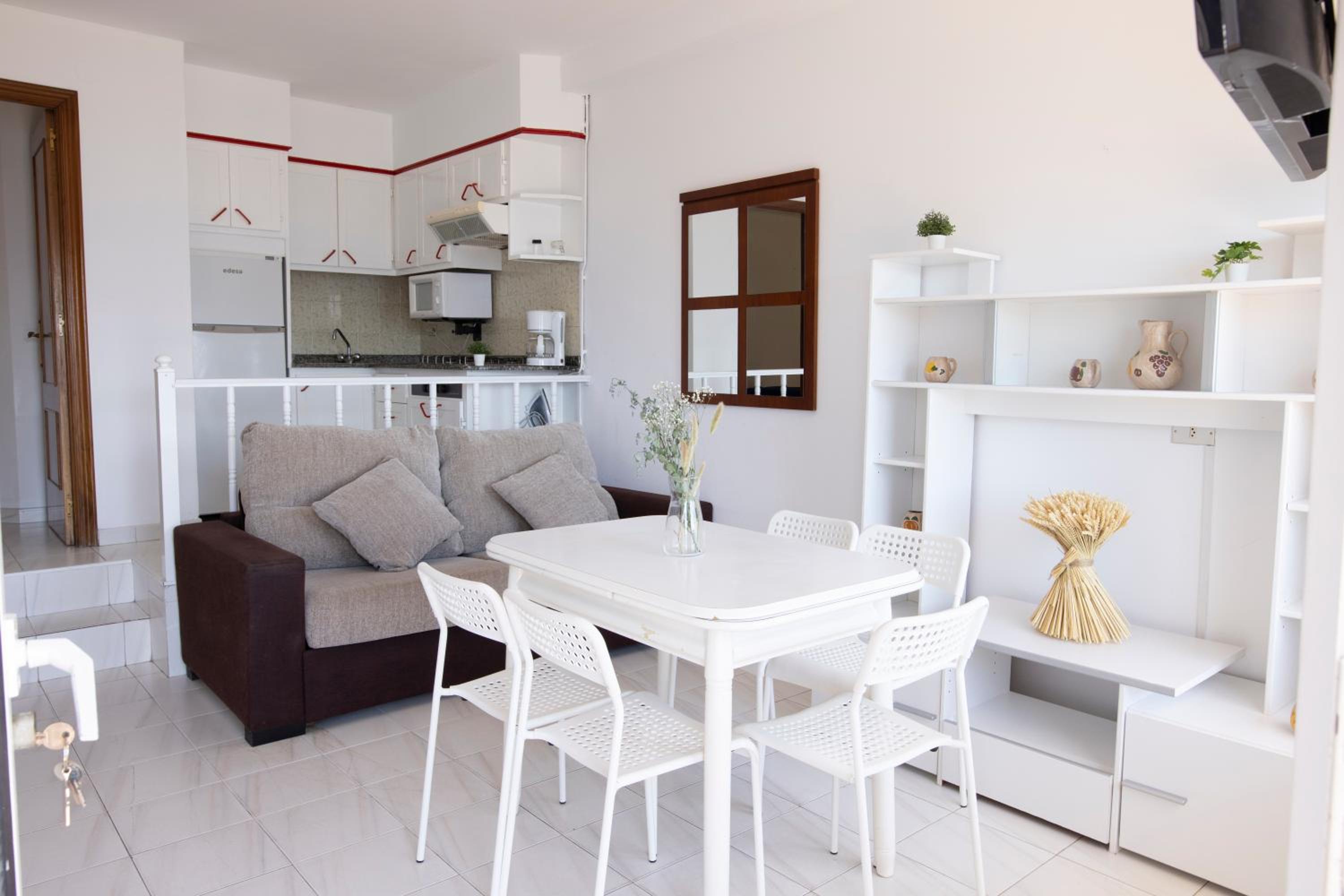 Apartment with Sea View photo 3