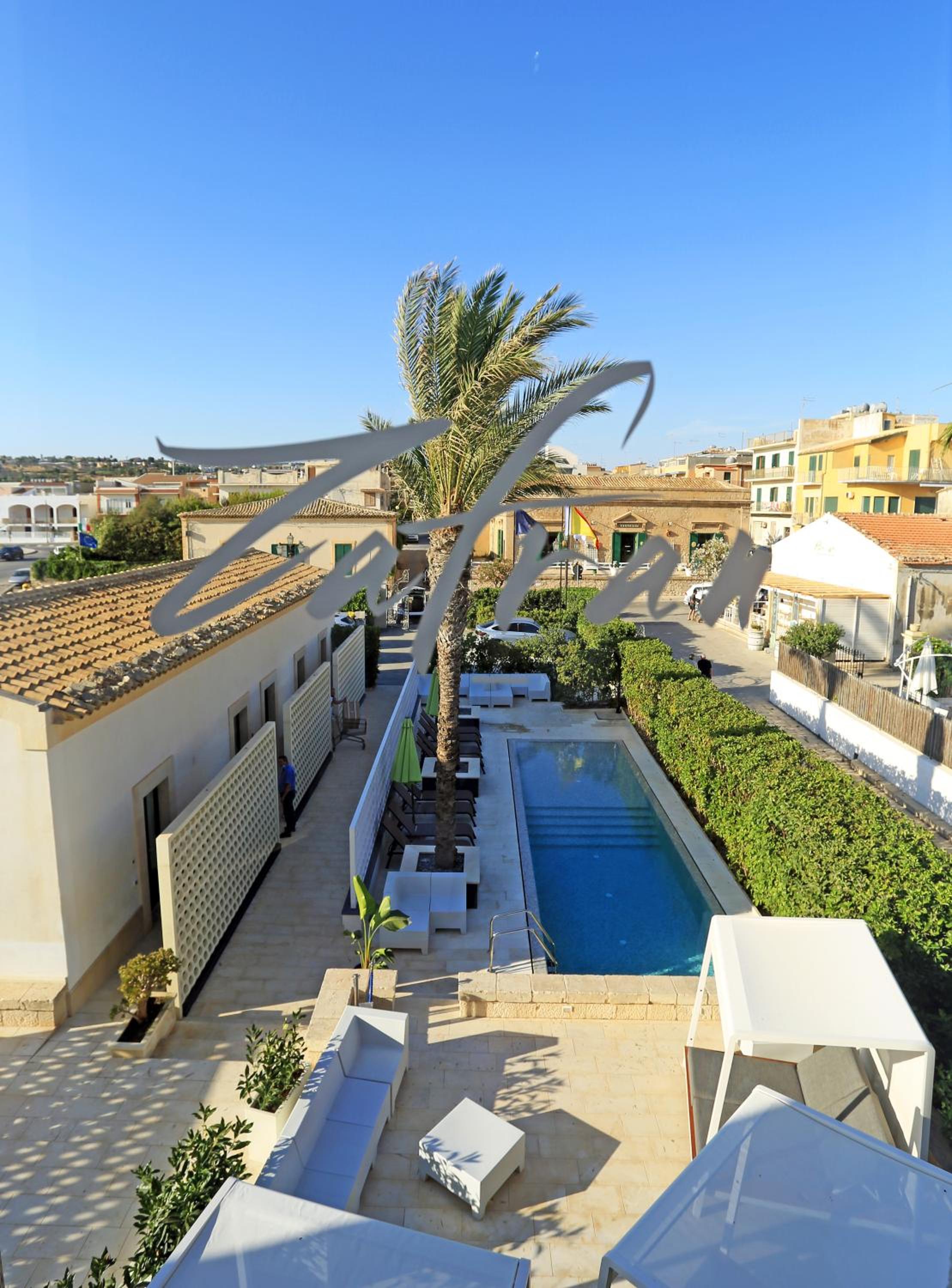 Suite with Pool View photo 2