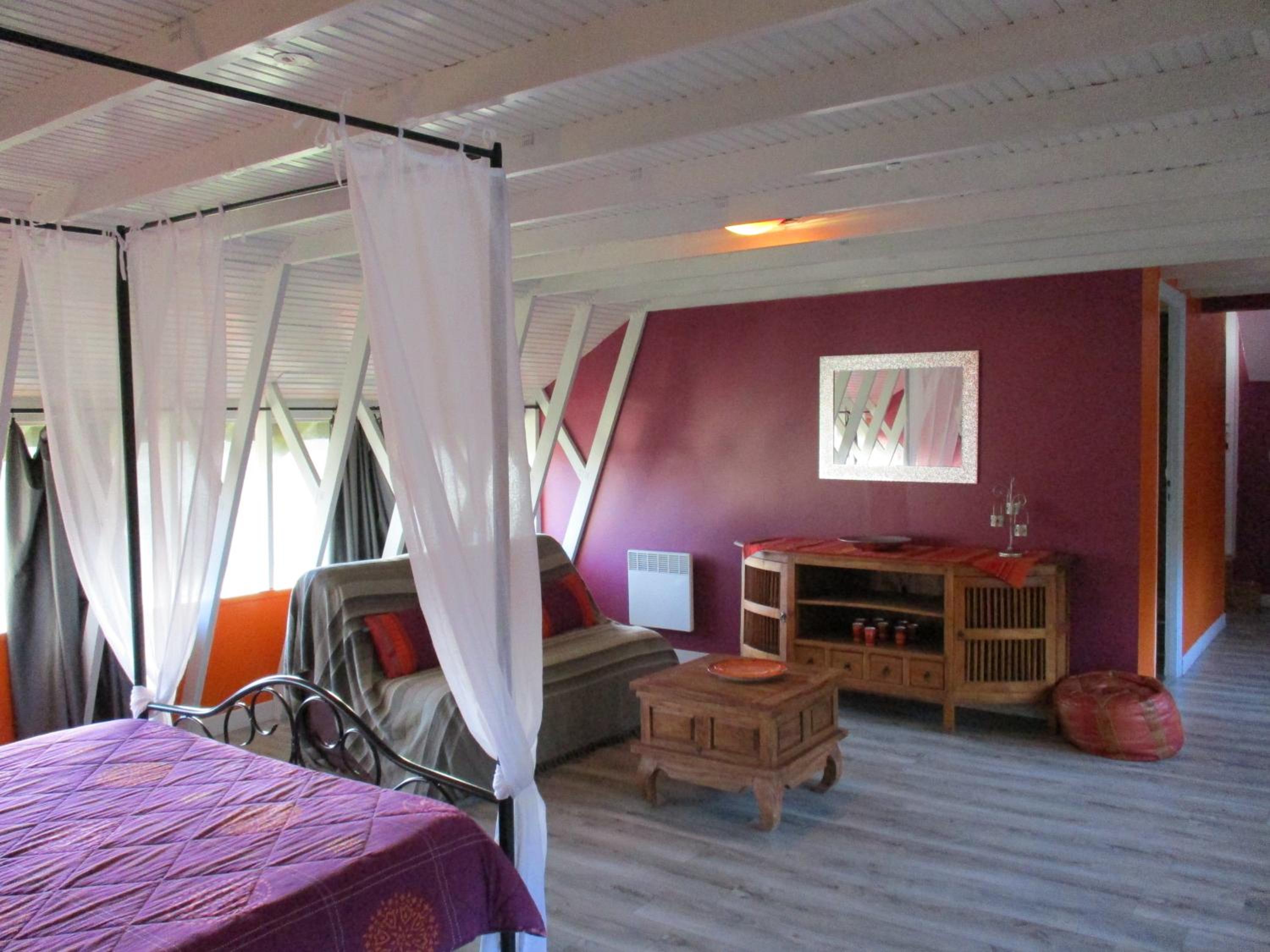 Suite with Pool View photo 3