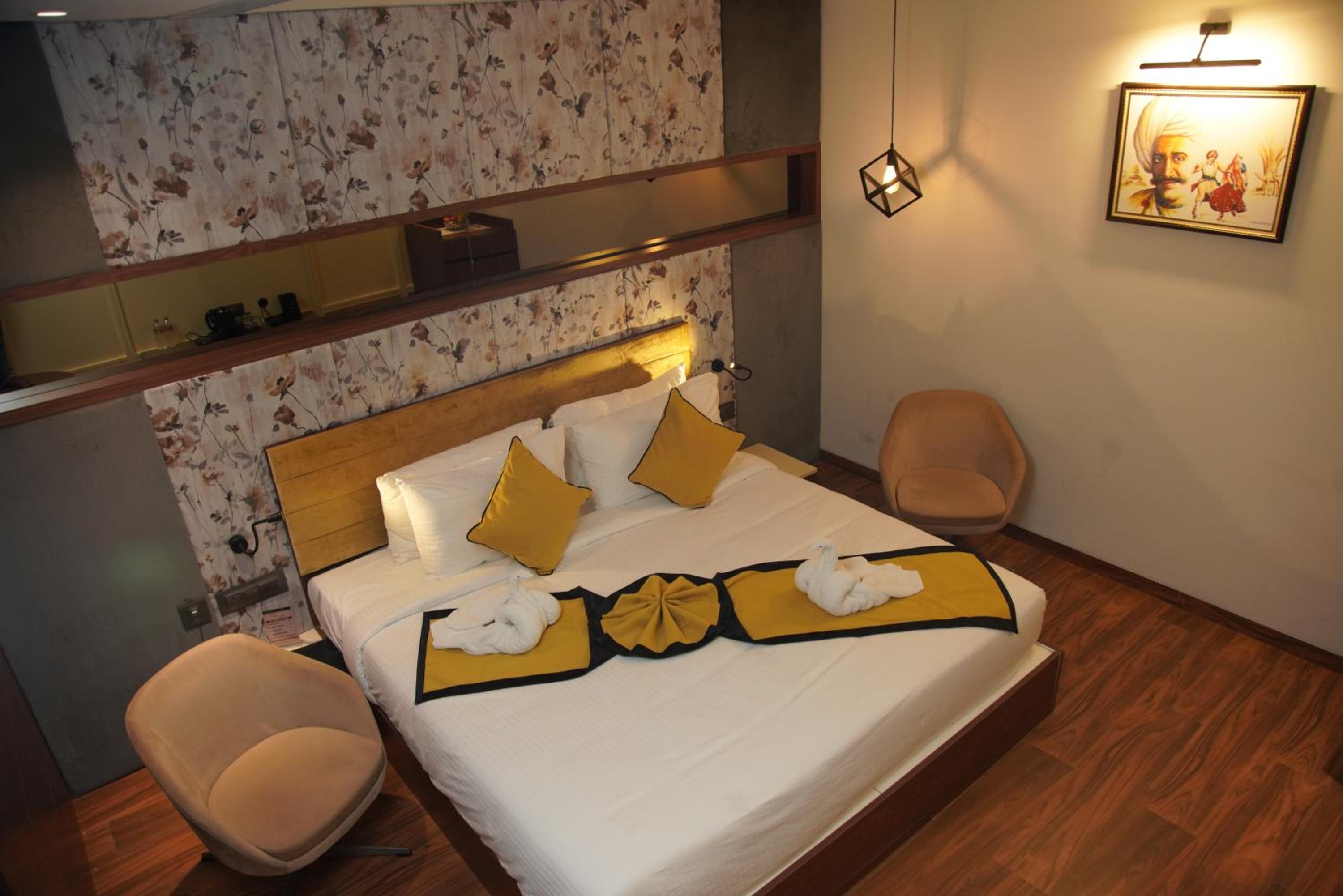 Deluxe Double or Twin Room photo 2