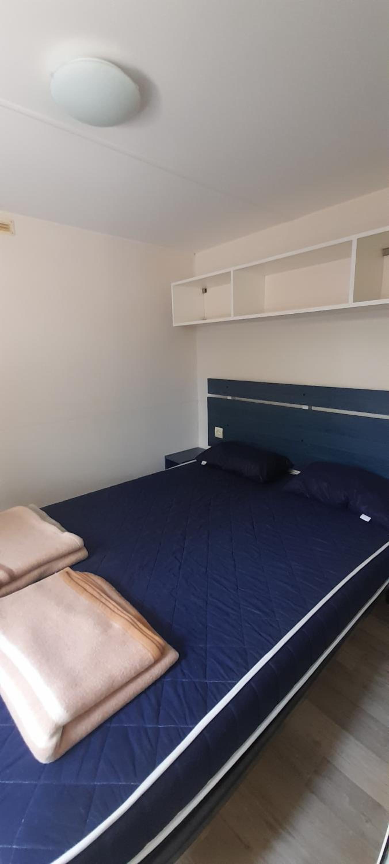 Mobile Home photo 1