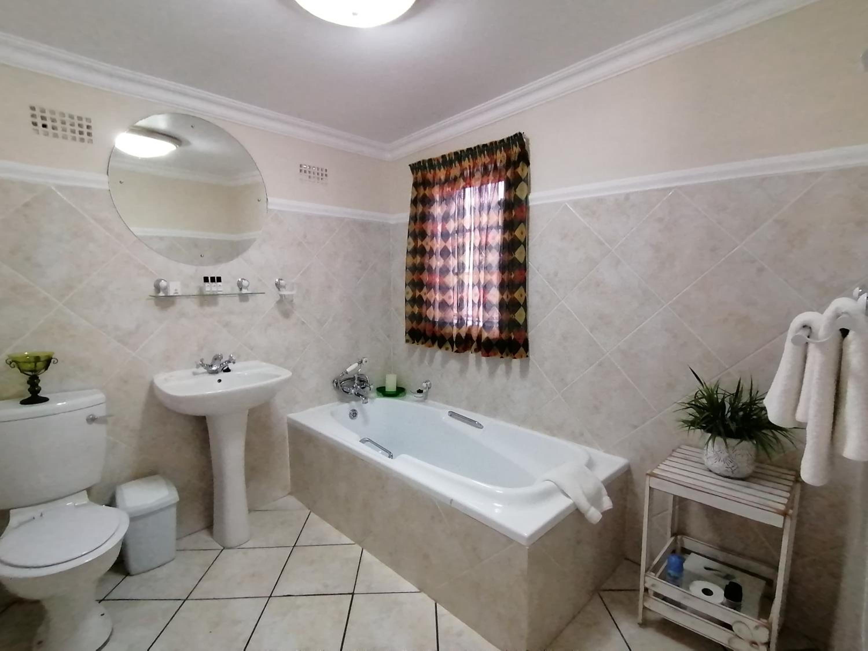 Basic Double Room - Photo 3