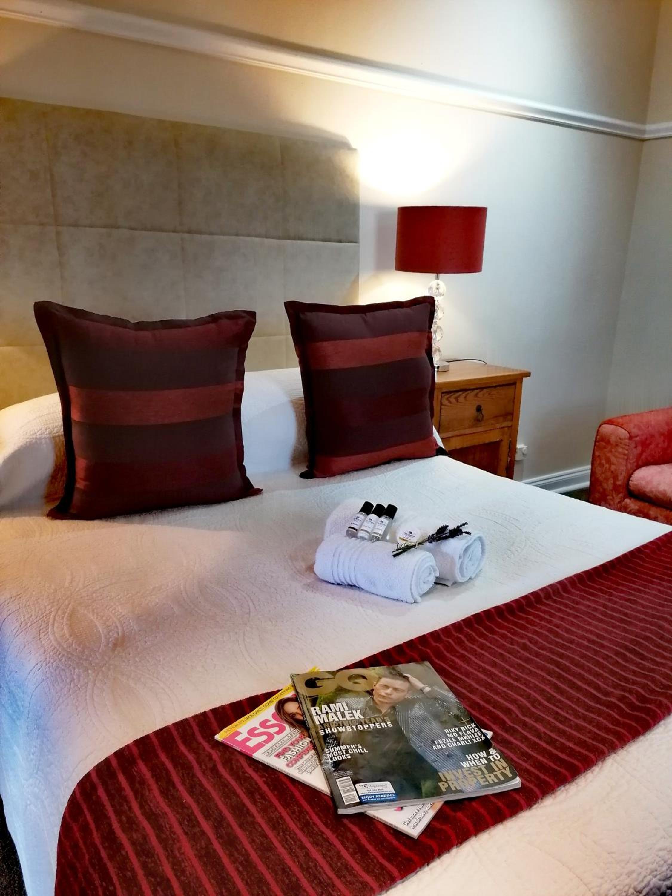 Deluxe Queen Room - Photo 4