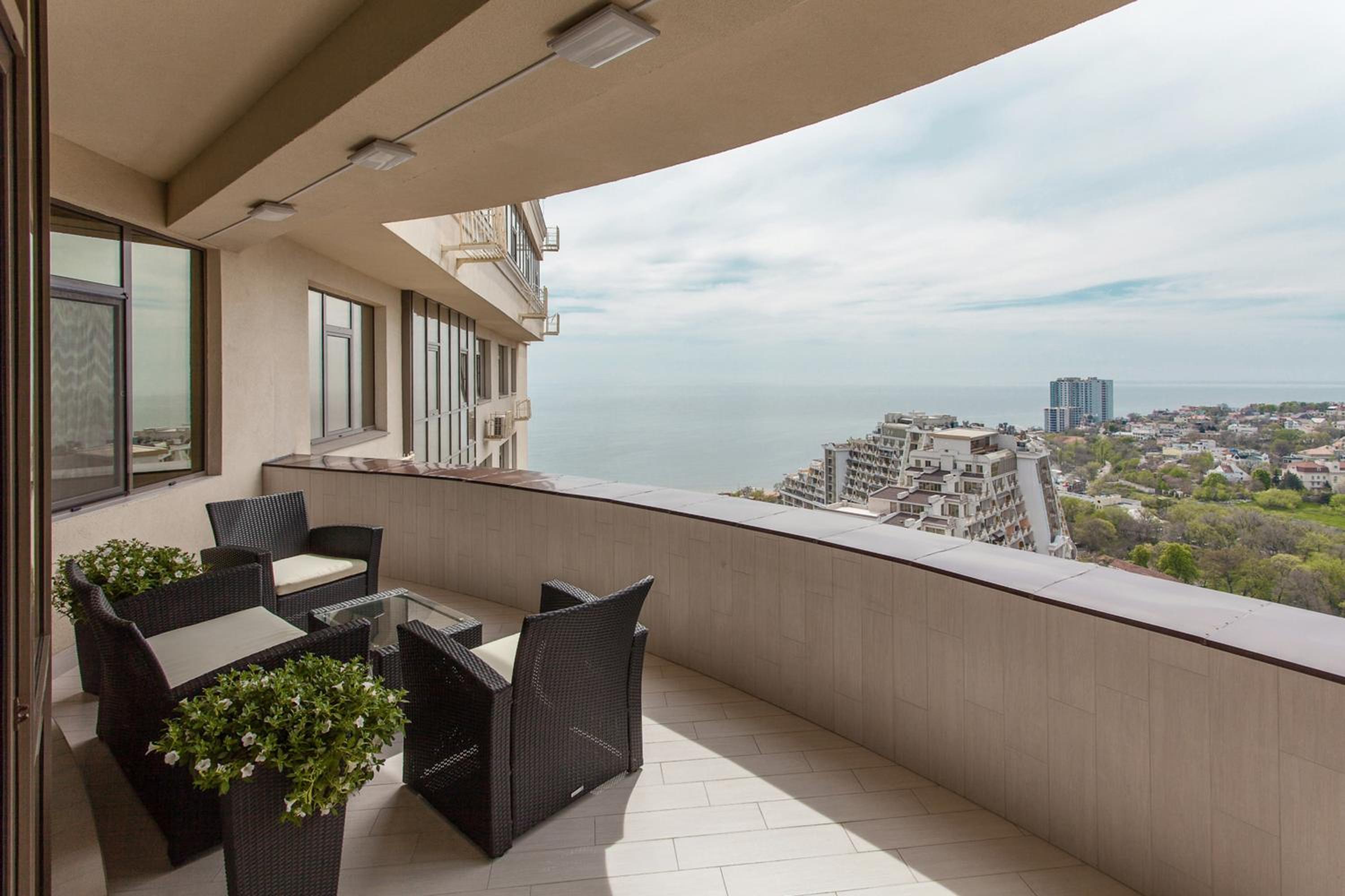 Deluxe Apartment with Terrace photo 2