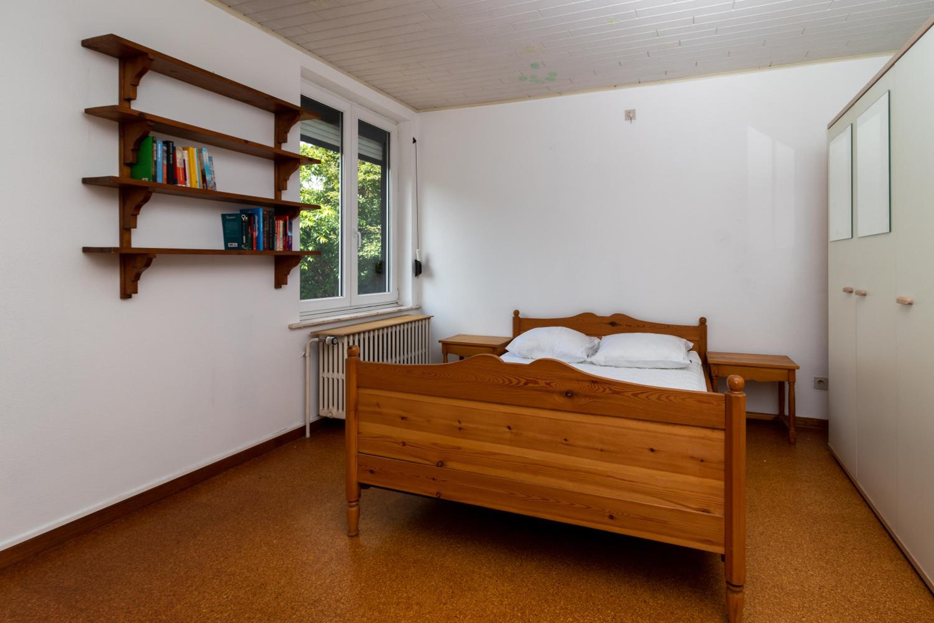 Three-Bedroom House photo 2