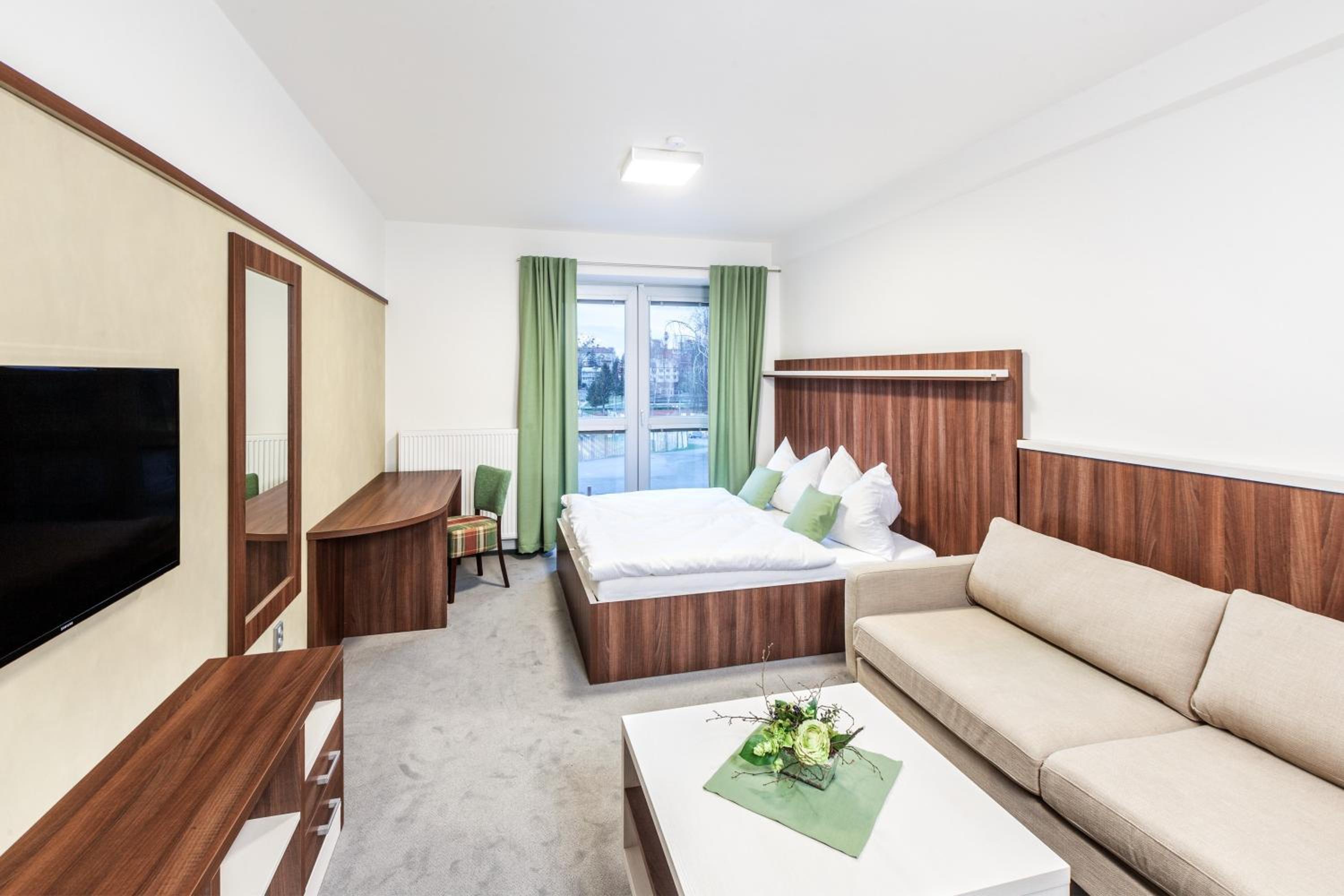 Deluxe Suite - Photo 4