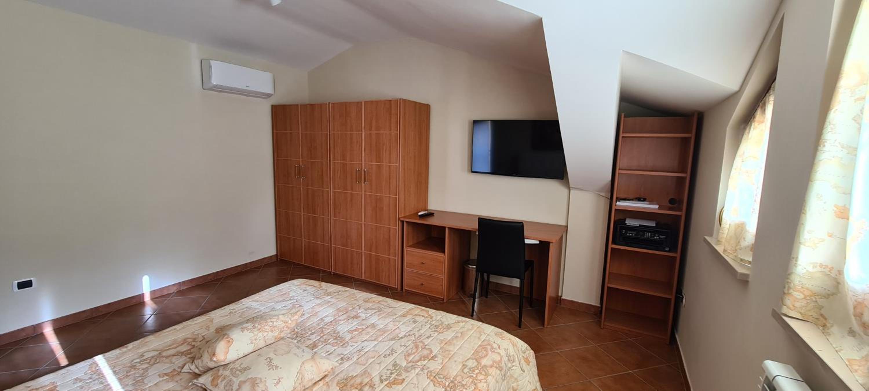 Standard Double Room - Photo 5