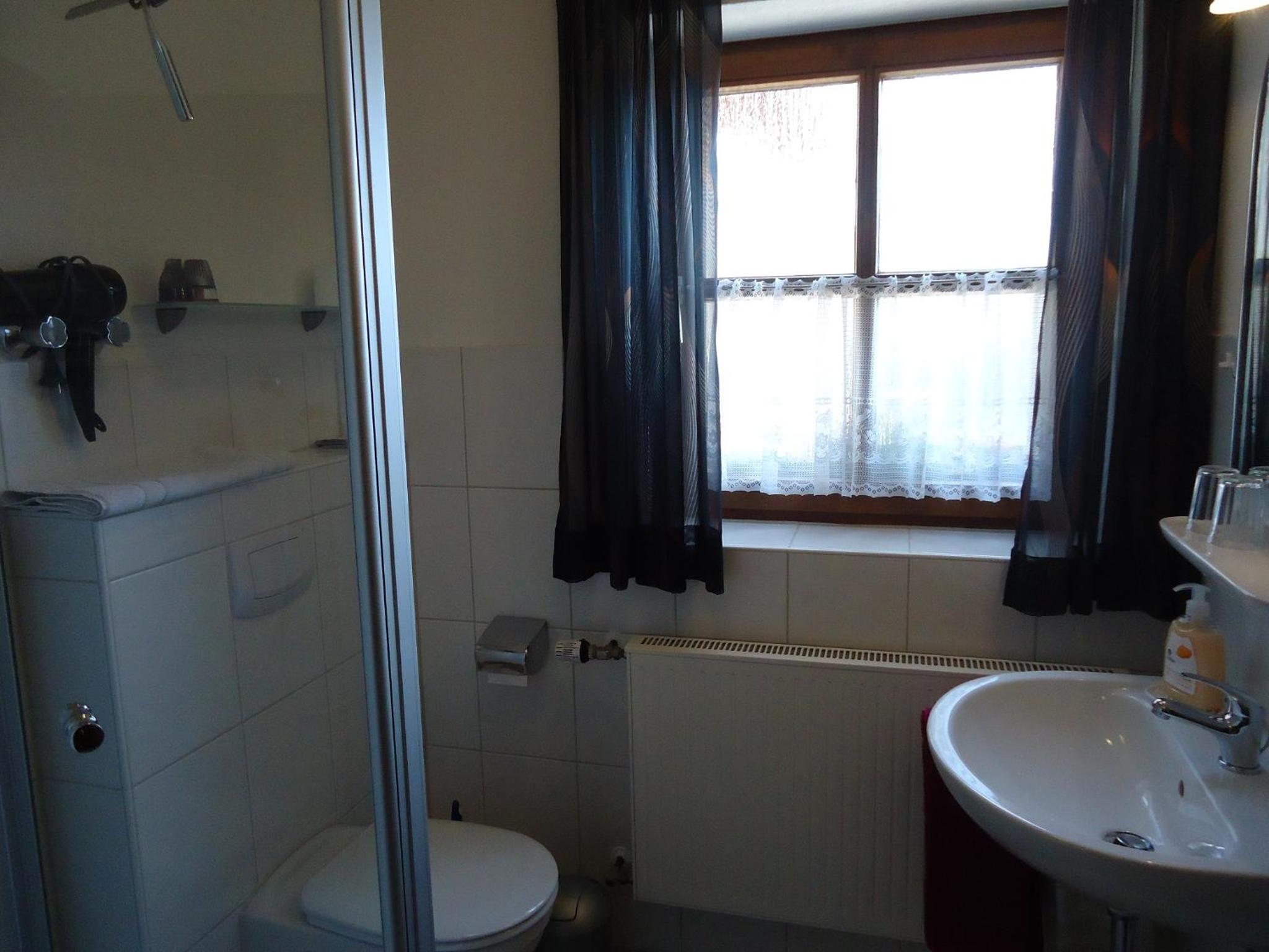 Double or Twin Room photo 2