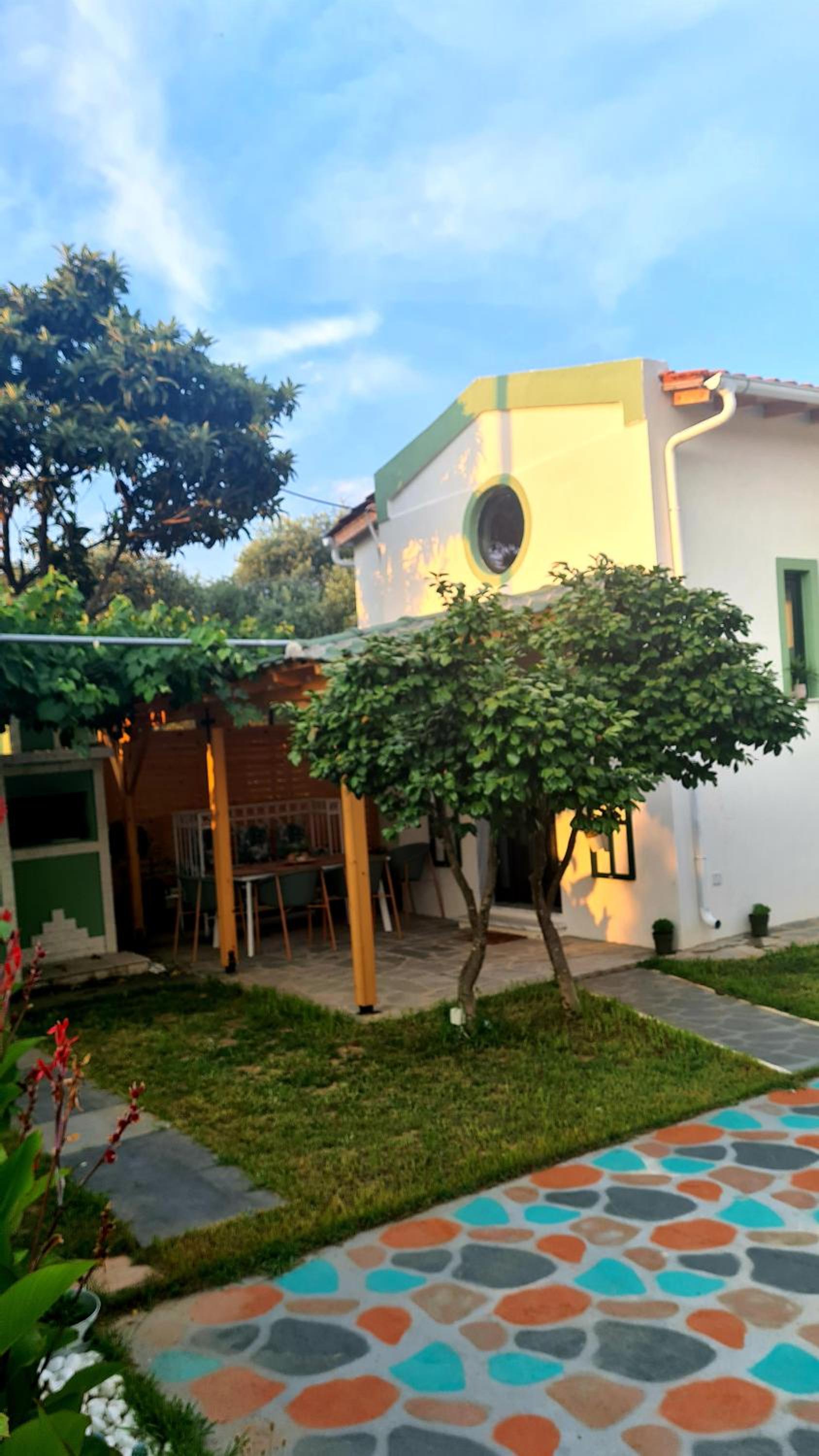 Maisonette photo 2