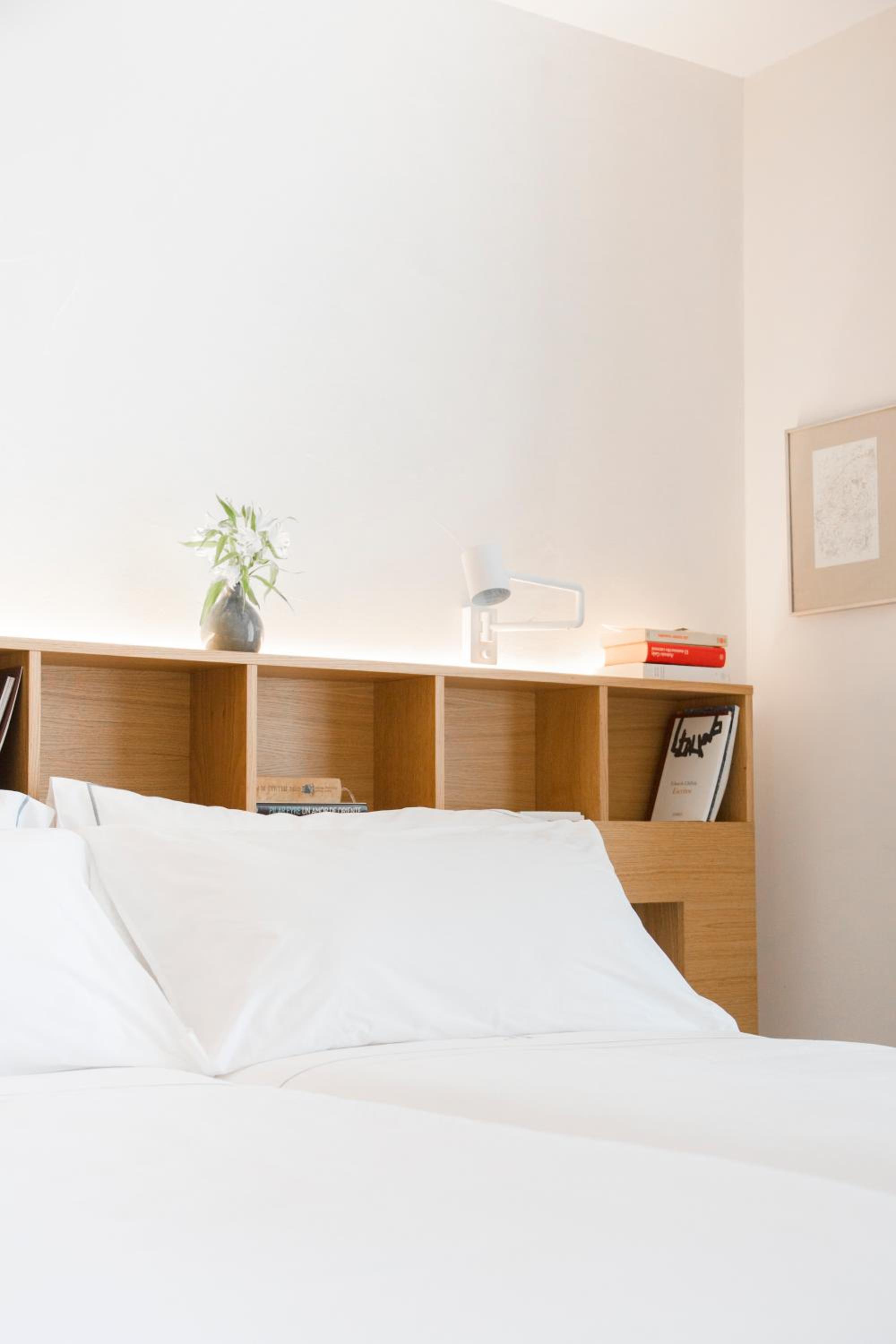 Standard Double Room - Photo 6