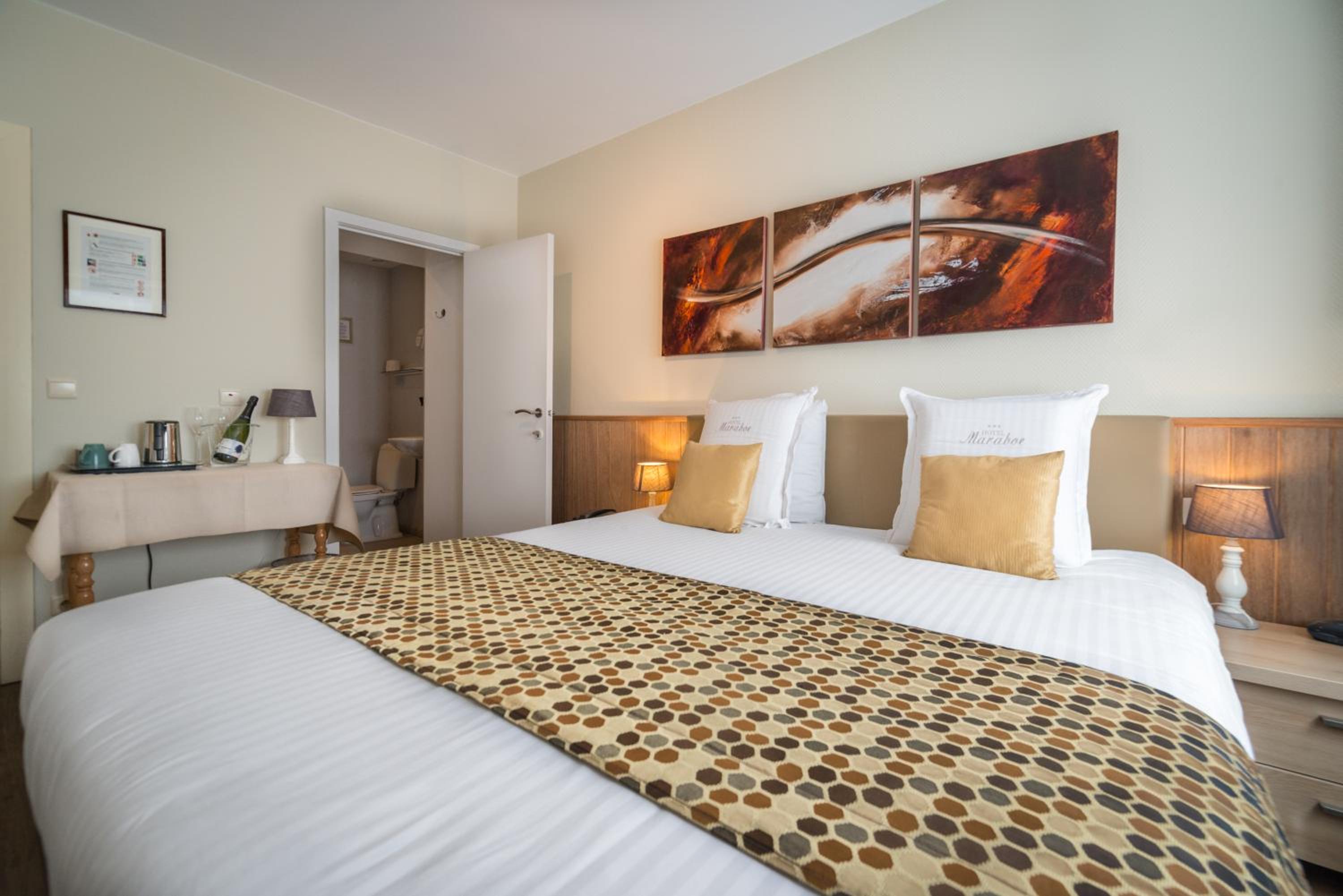 Double Room - Photo 20